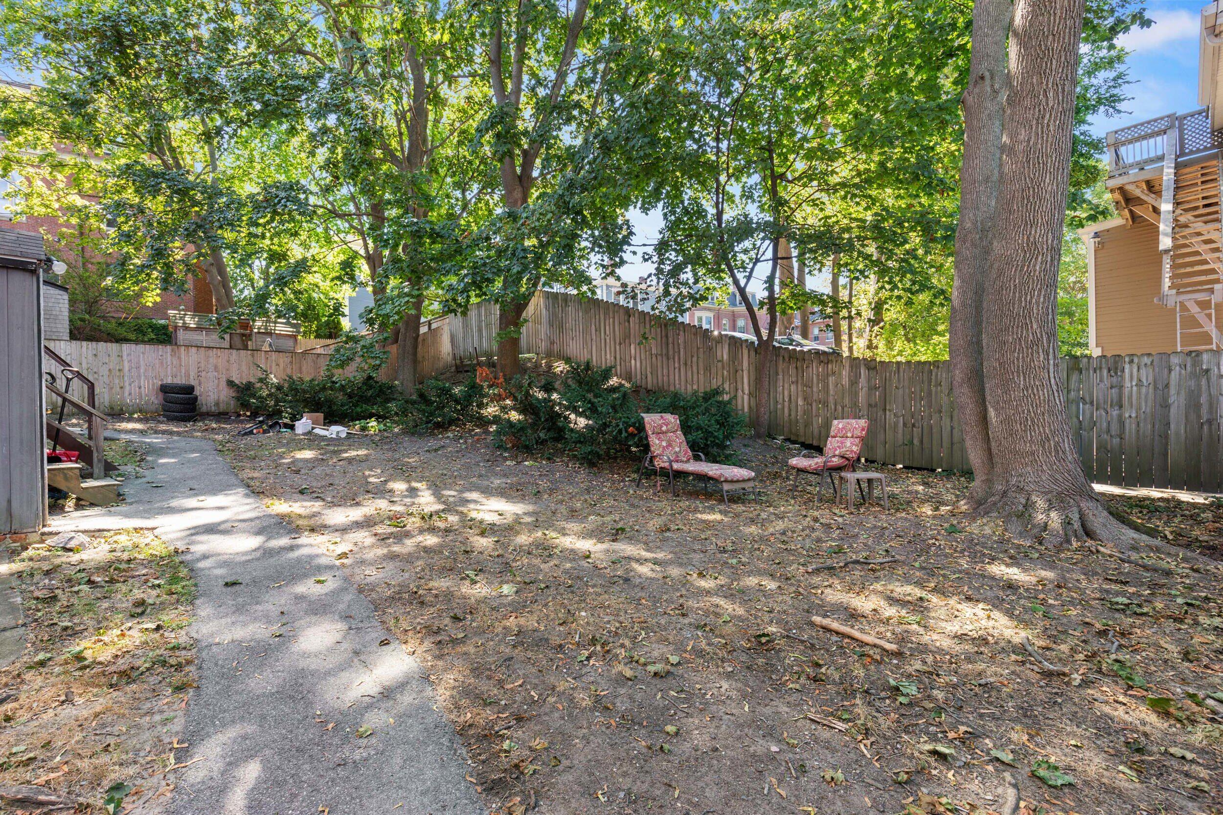 240 State Street Property Photo 5