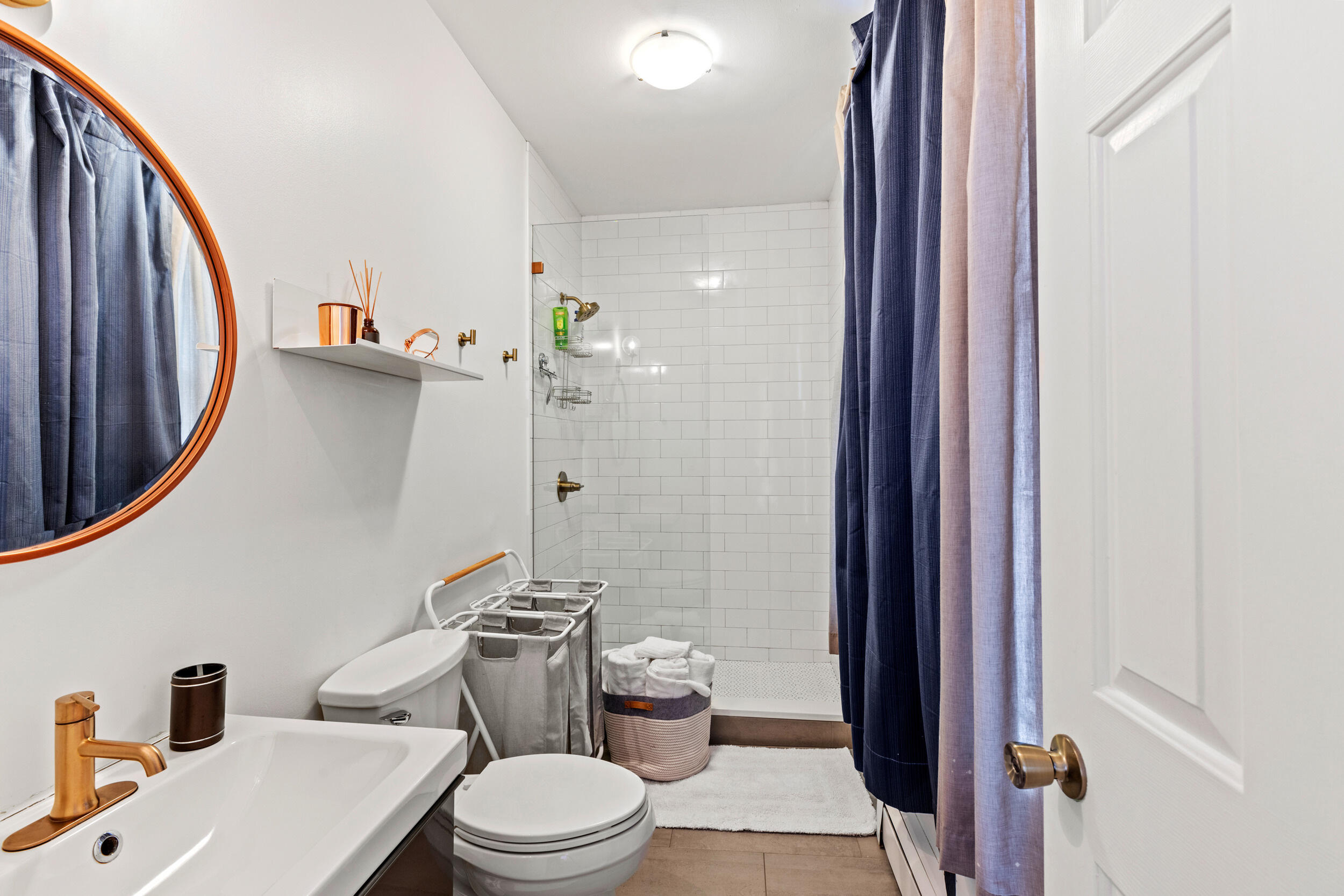 240 State Street Property Photo 17