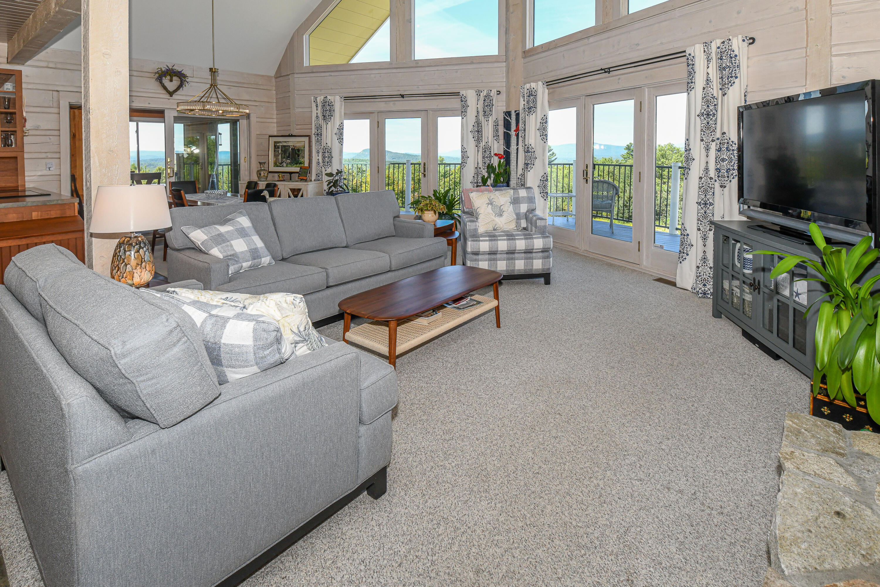 97 Kezar Heights Property Photo 31