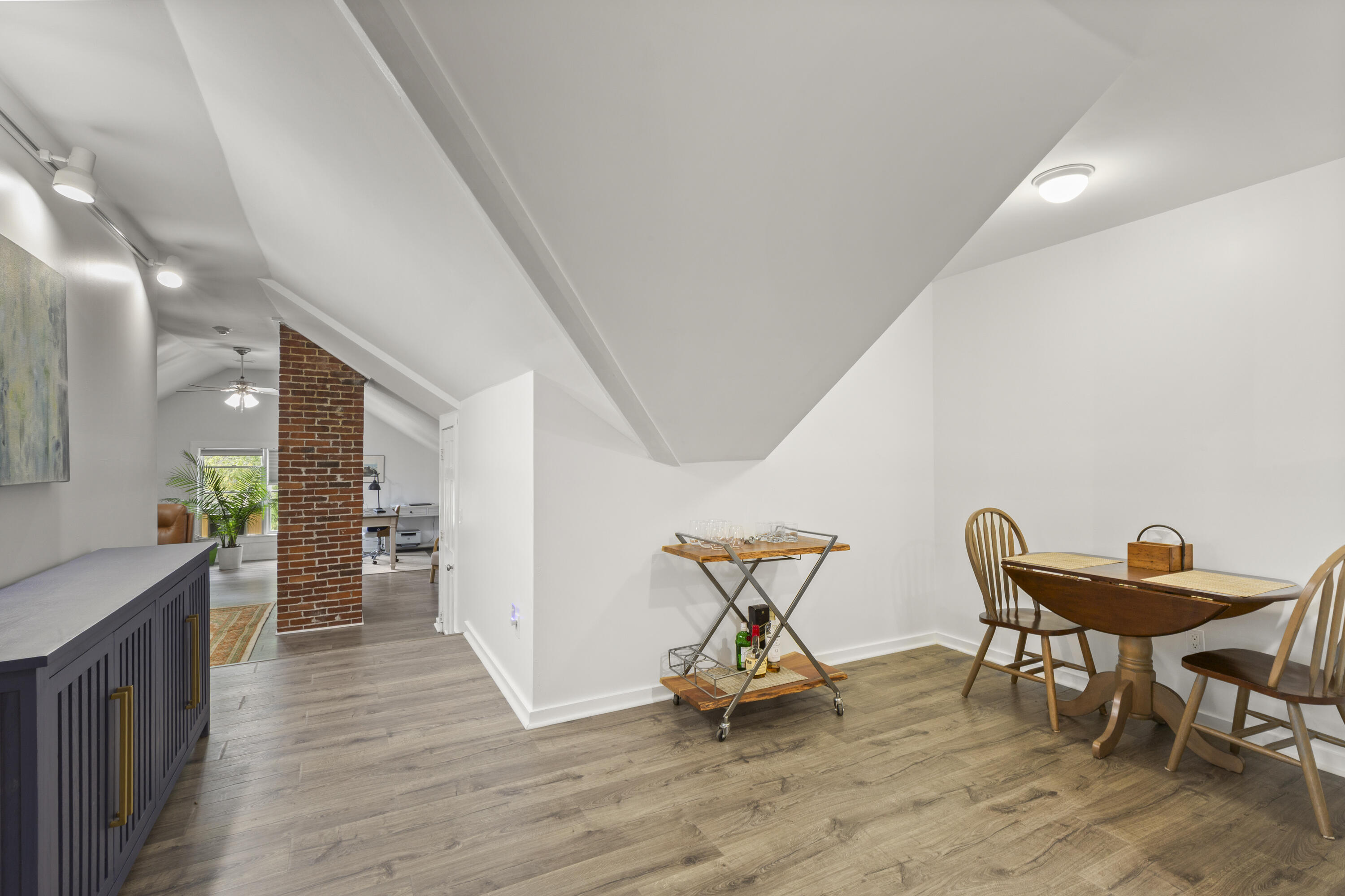 56 Elm Street Property Photo 18
