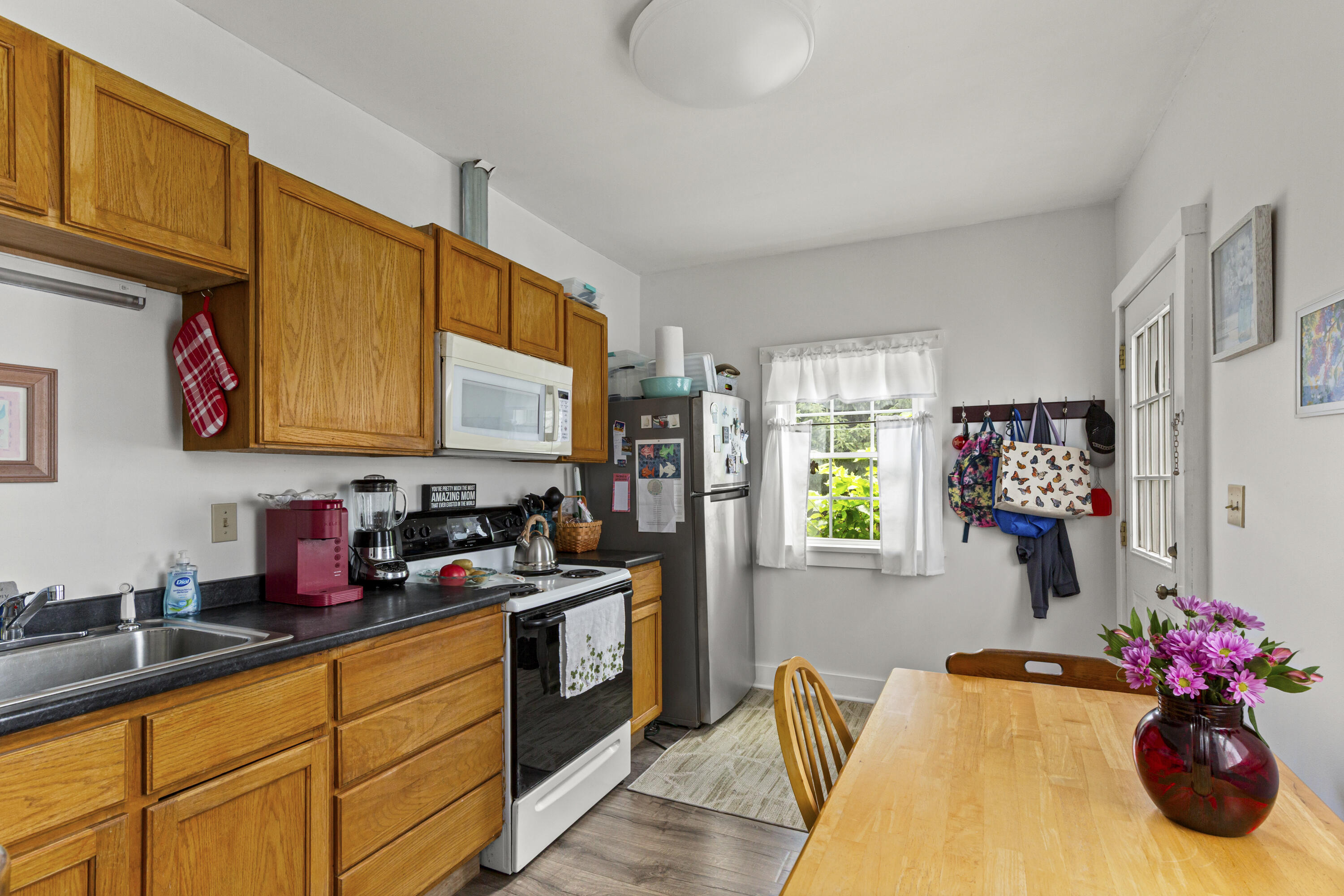 56 Elm Street Property Photo 36