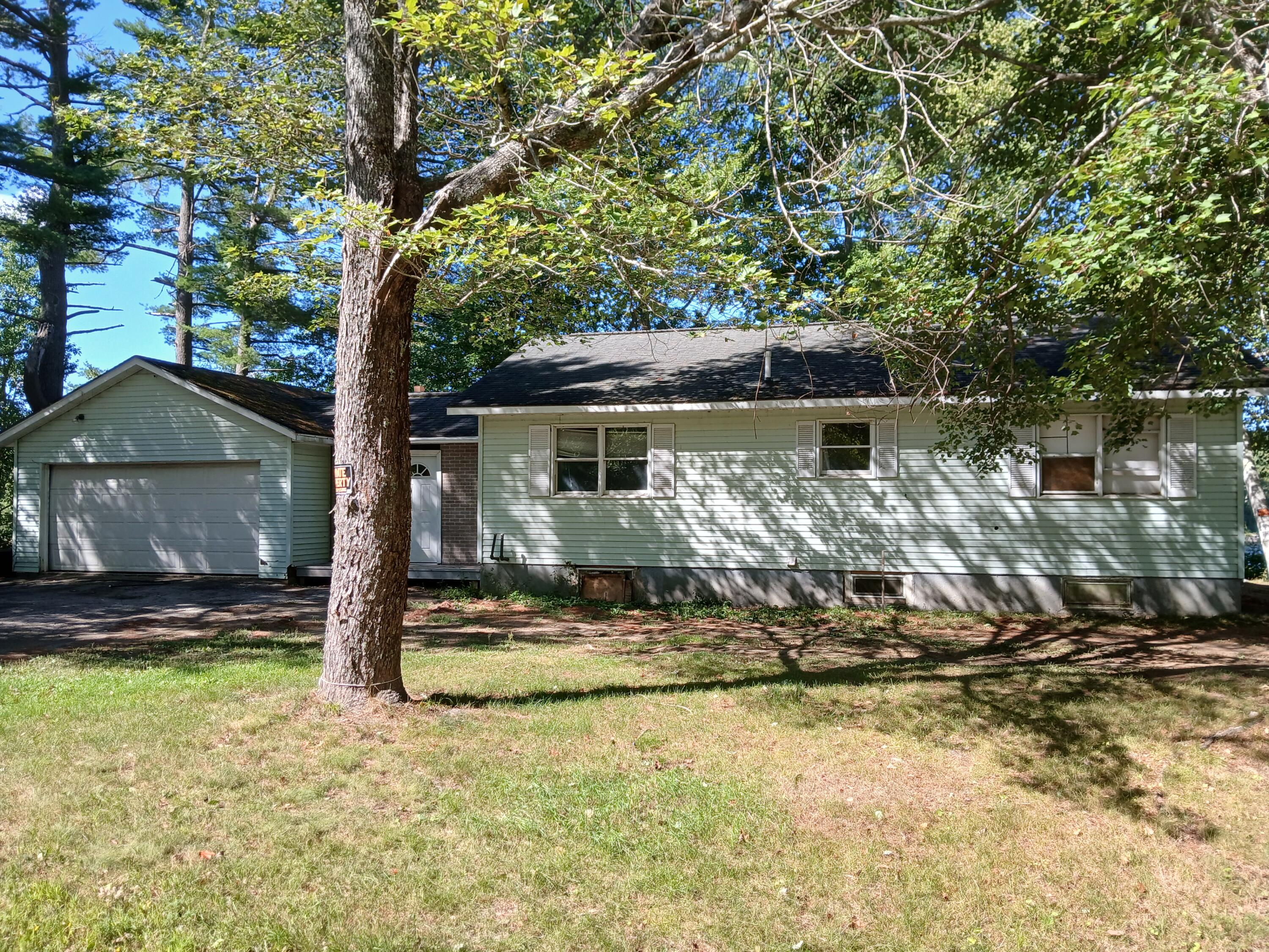 92 Water Street Property Photo 3