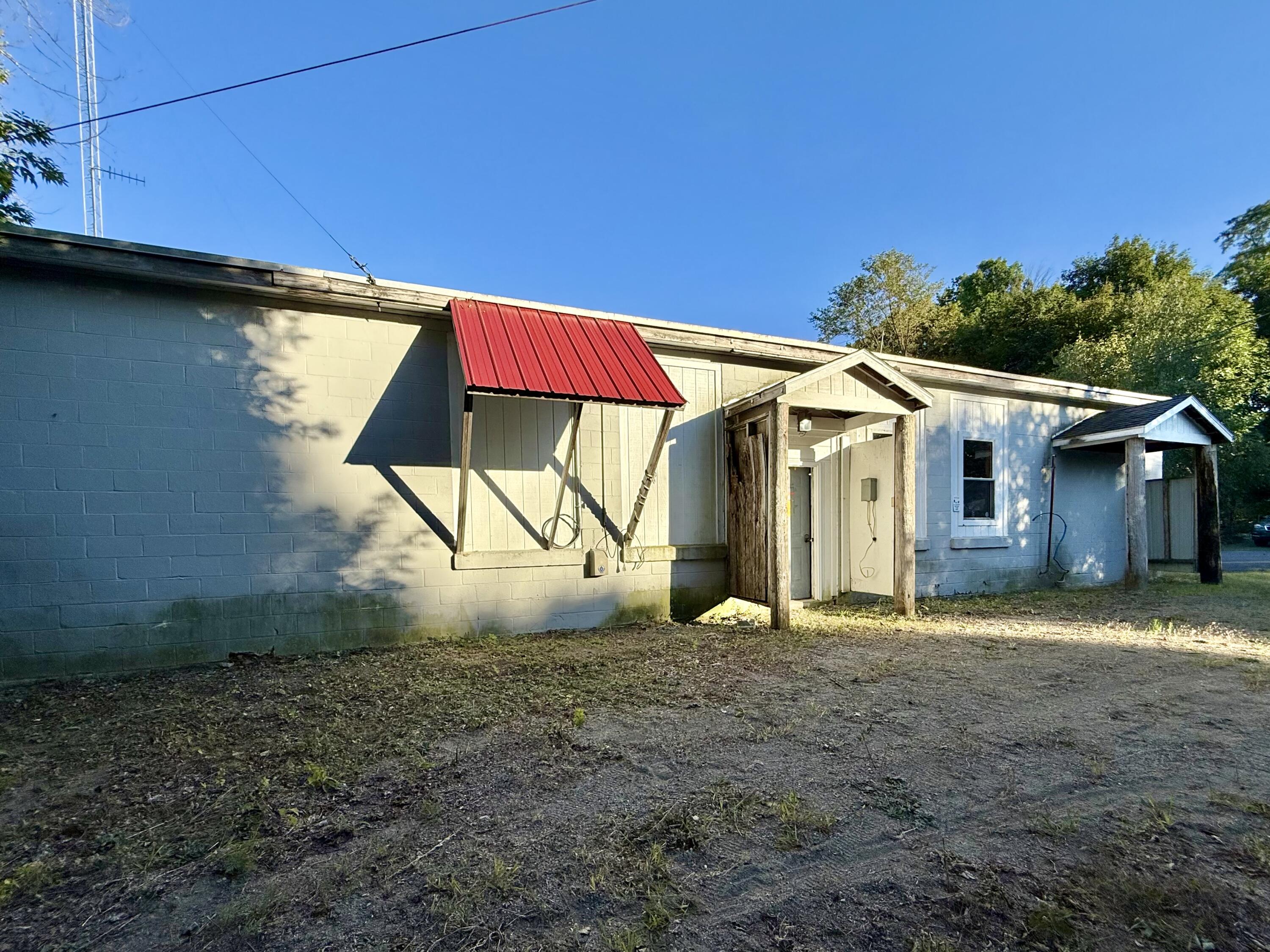 12 Tyler Street Property Photo 6
