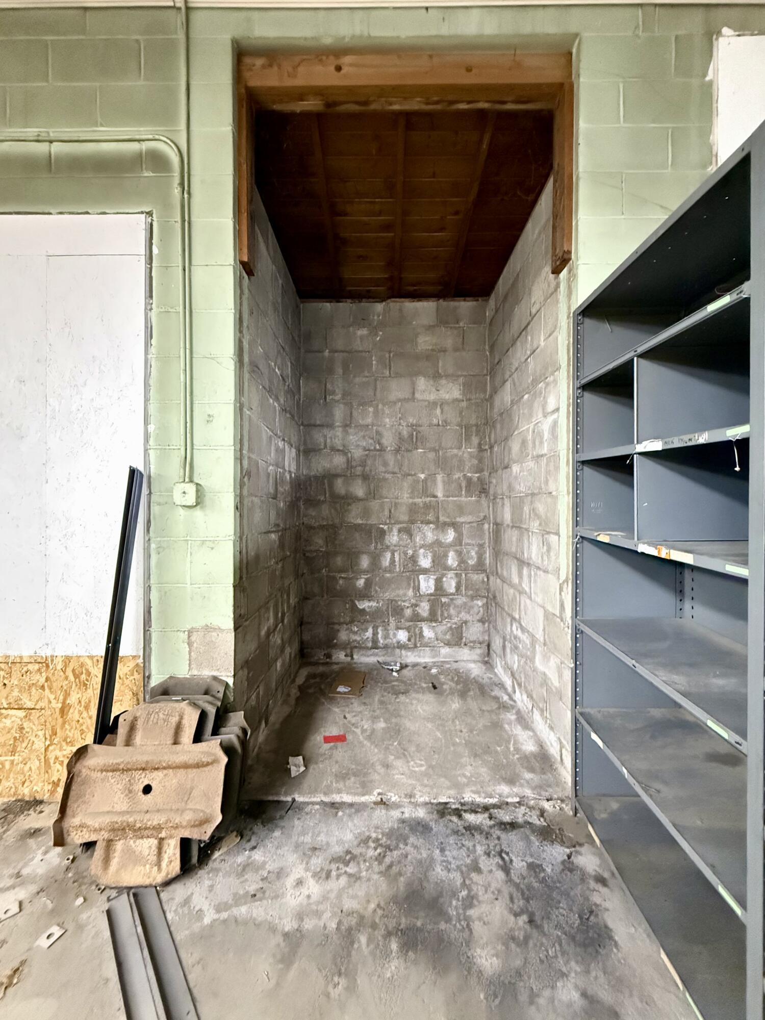 12 Tyler Street Property Photo 17