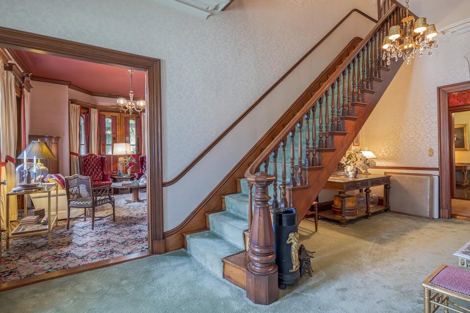 80 State Street Property Photo 15