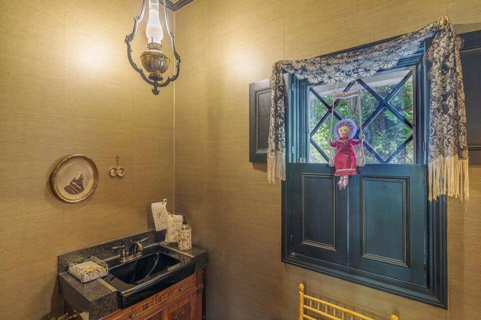 80 State Street Property Photo 31