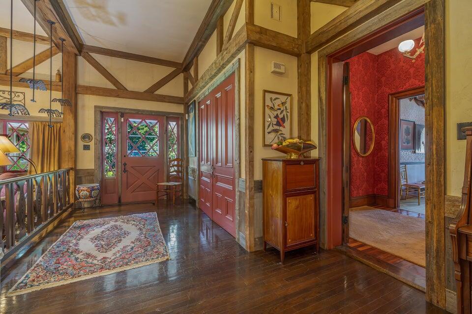 80 State Street Property Photo 37
