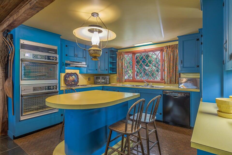 80 State Street Property Photo 45