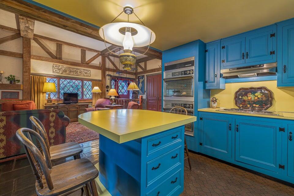 80 State Street Property Photo 50
