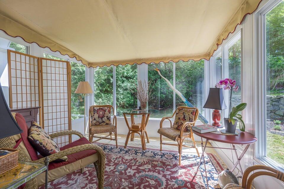 80 State Street Property Photo 55