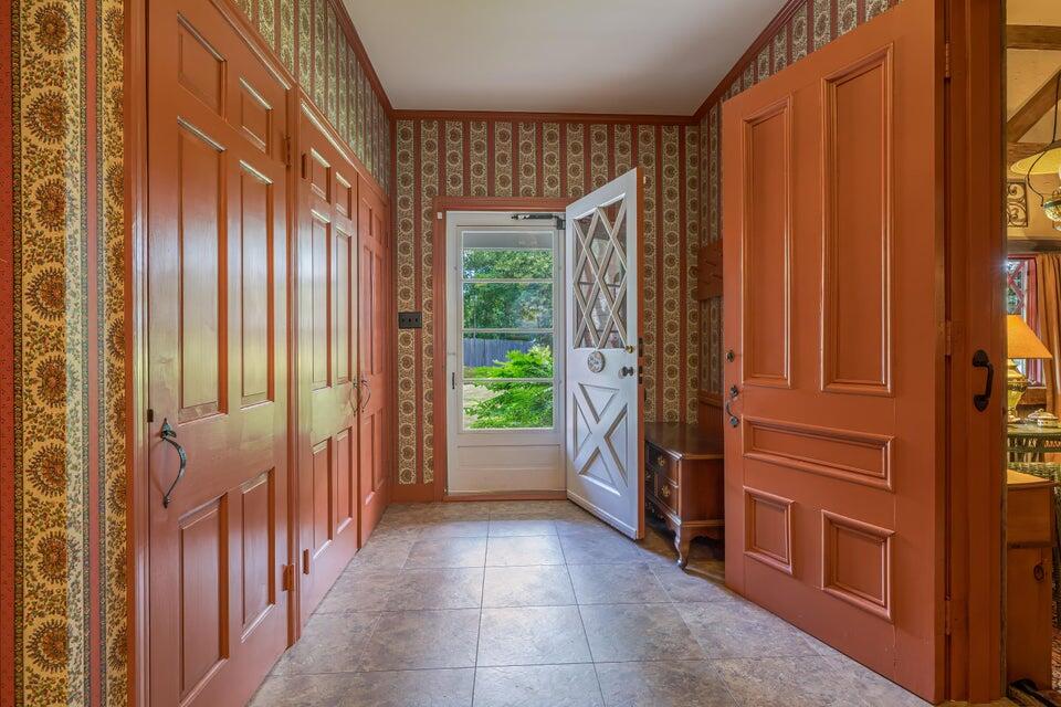 80 State Street Property Photo 60
