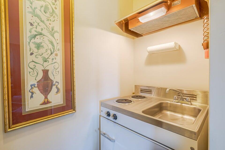 80 State Street Property Photo 71