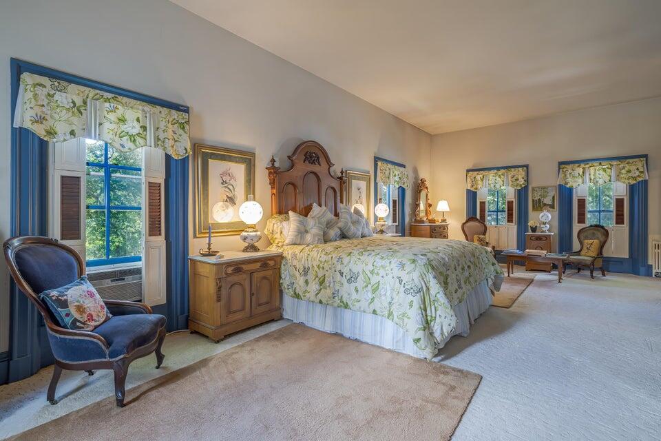 80 State Street Property Photo 73