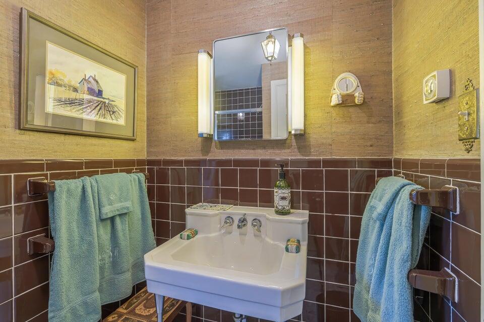 80 State Street Property Photo 85