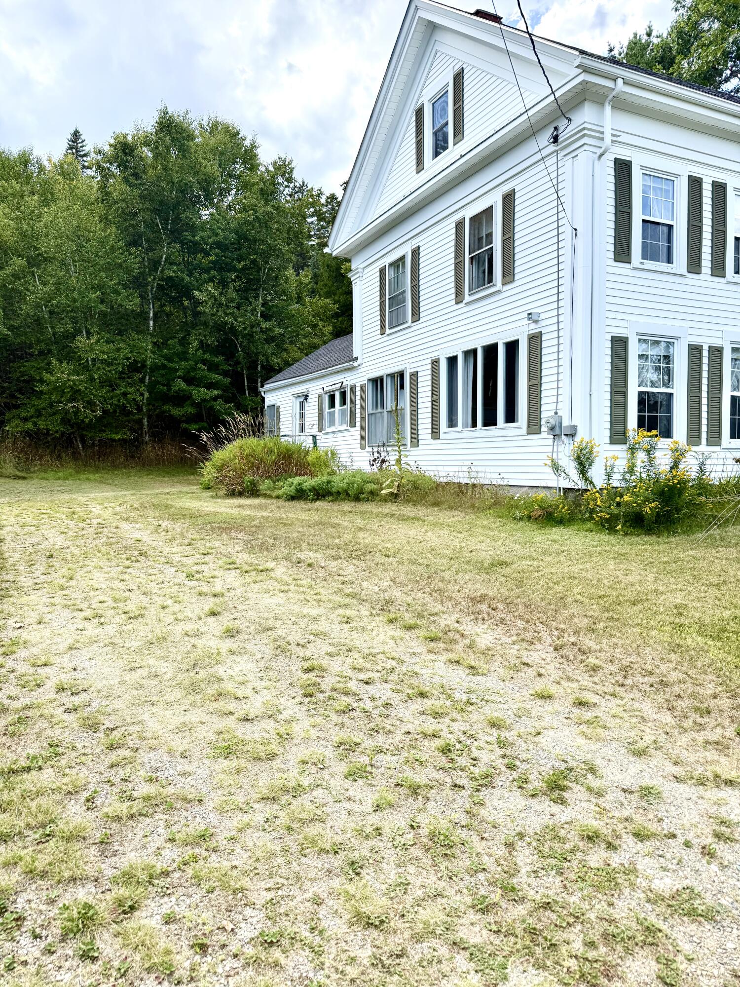 337 W Side Road Property Photo 47