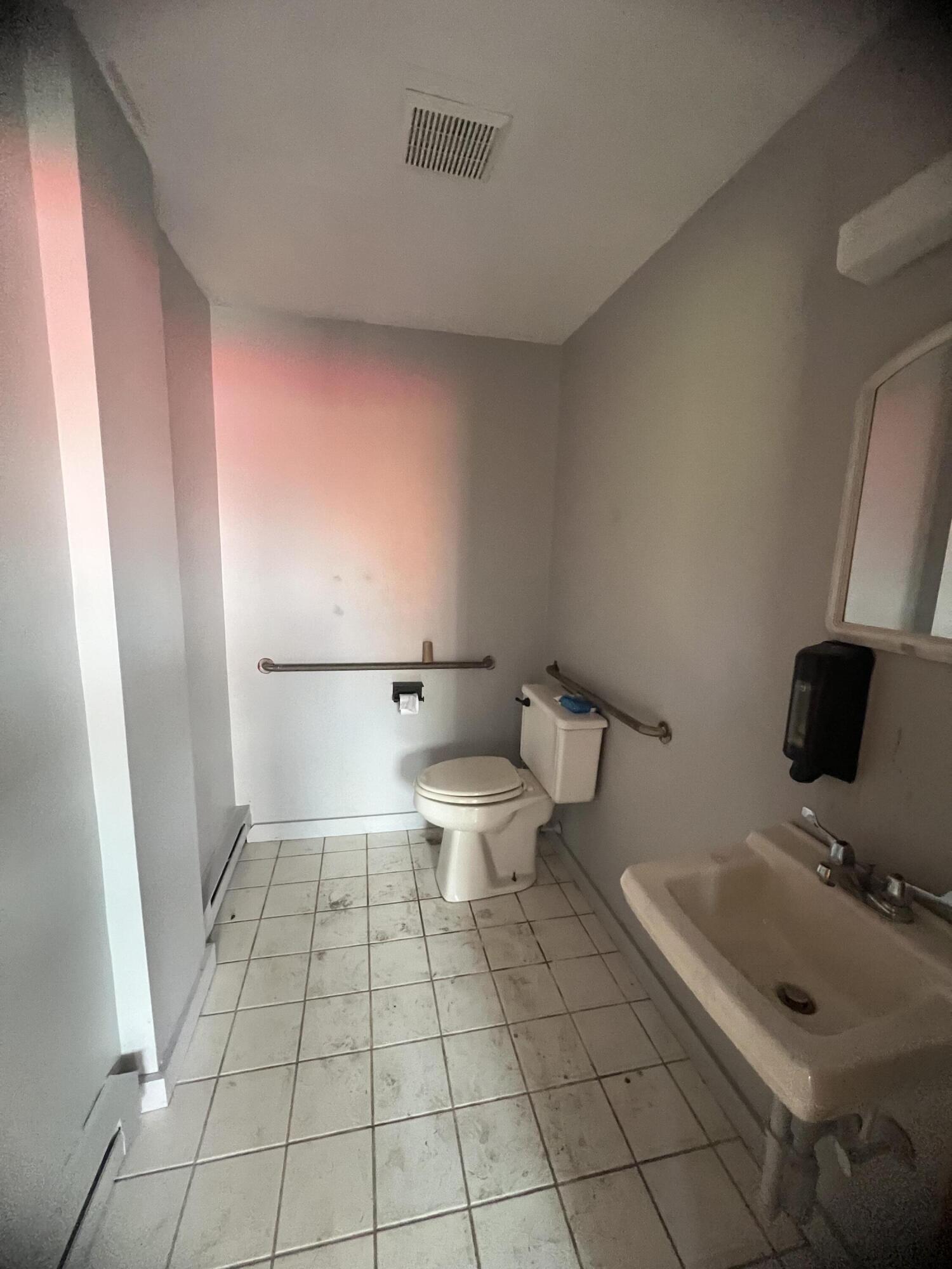 6 Topsham Fair Mall Road Property Photo 6