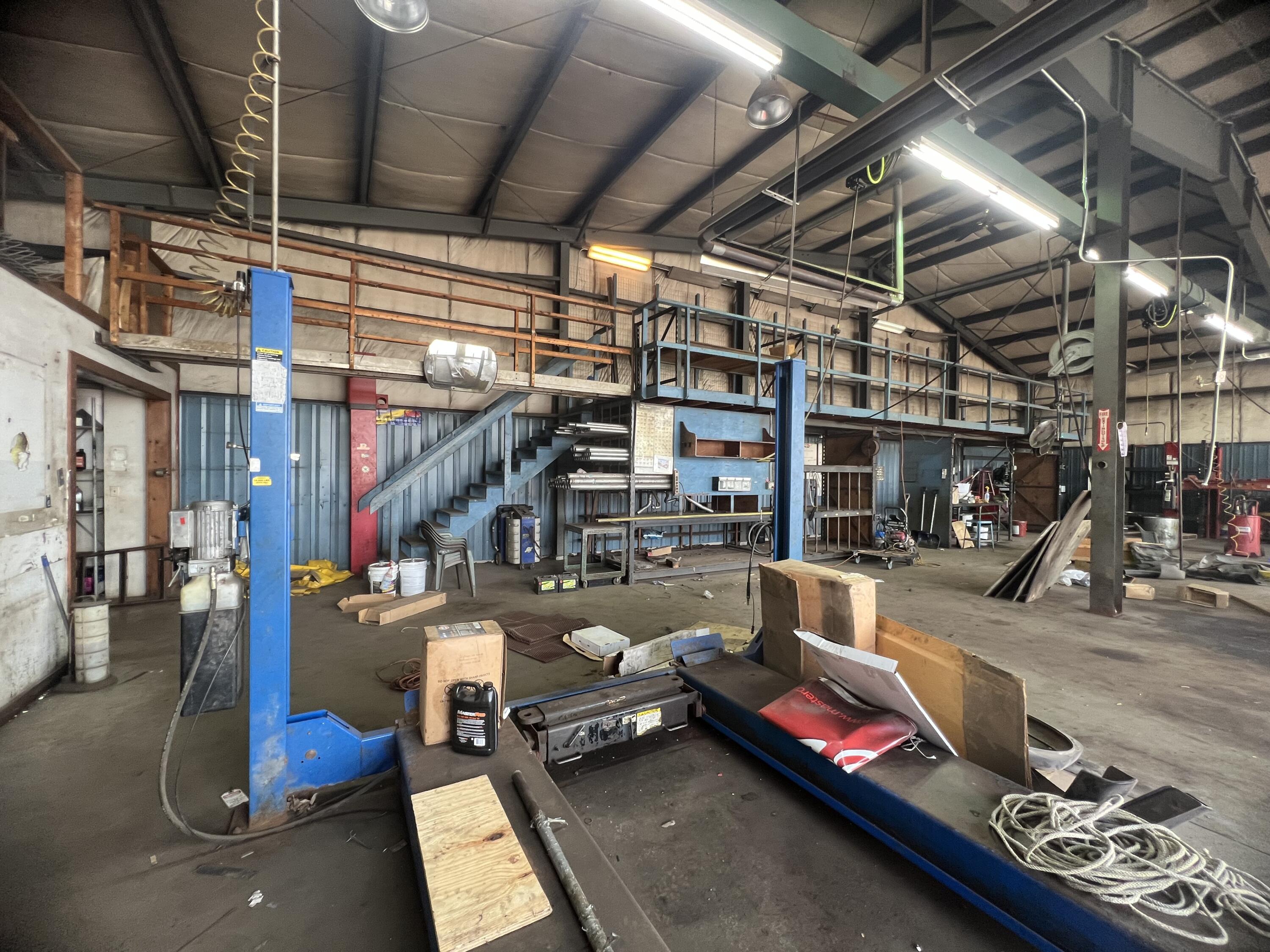 6 Topsham Fair Mall Road Property Photo 8