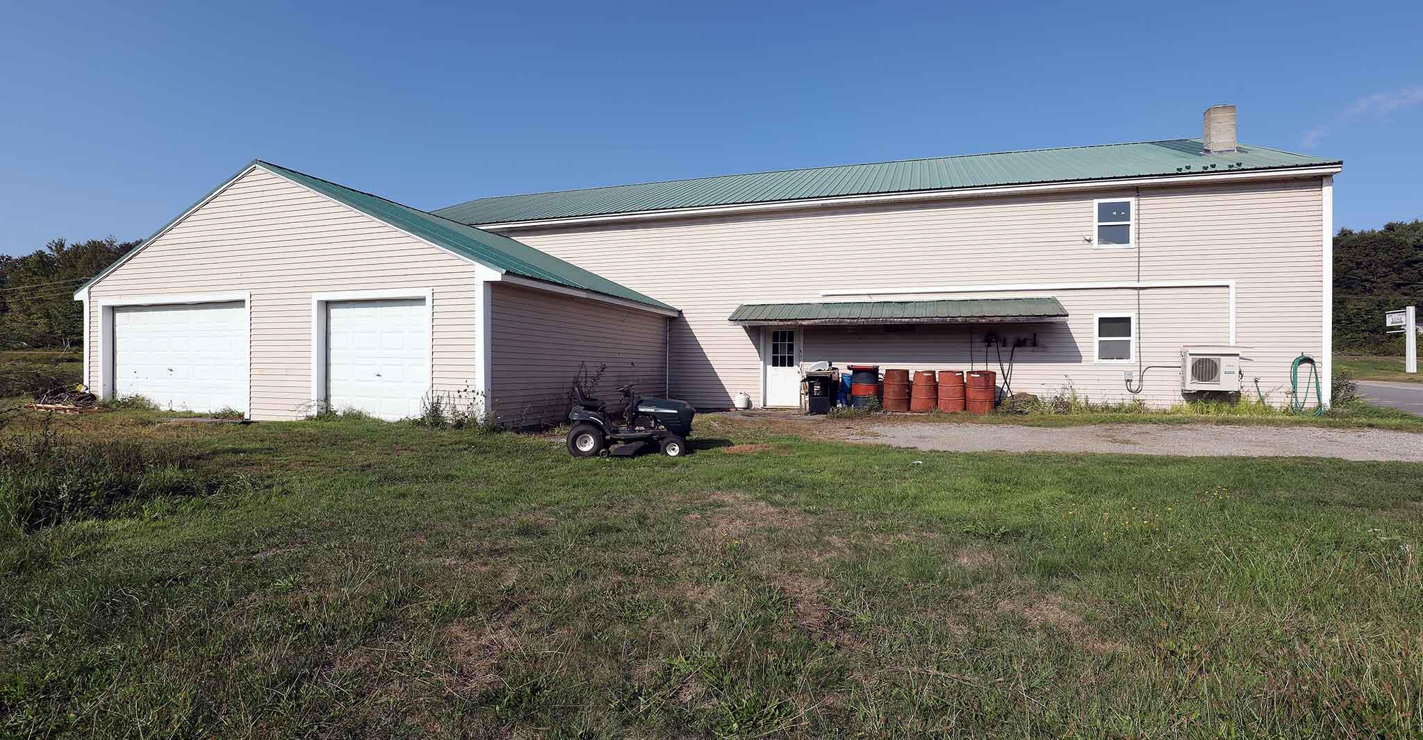 5 Amity Lane Property Photo 16