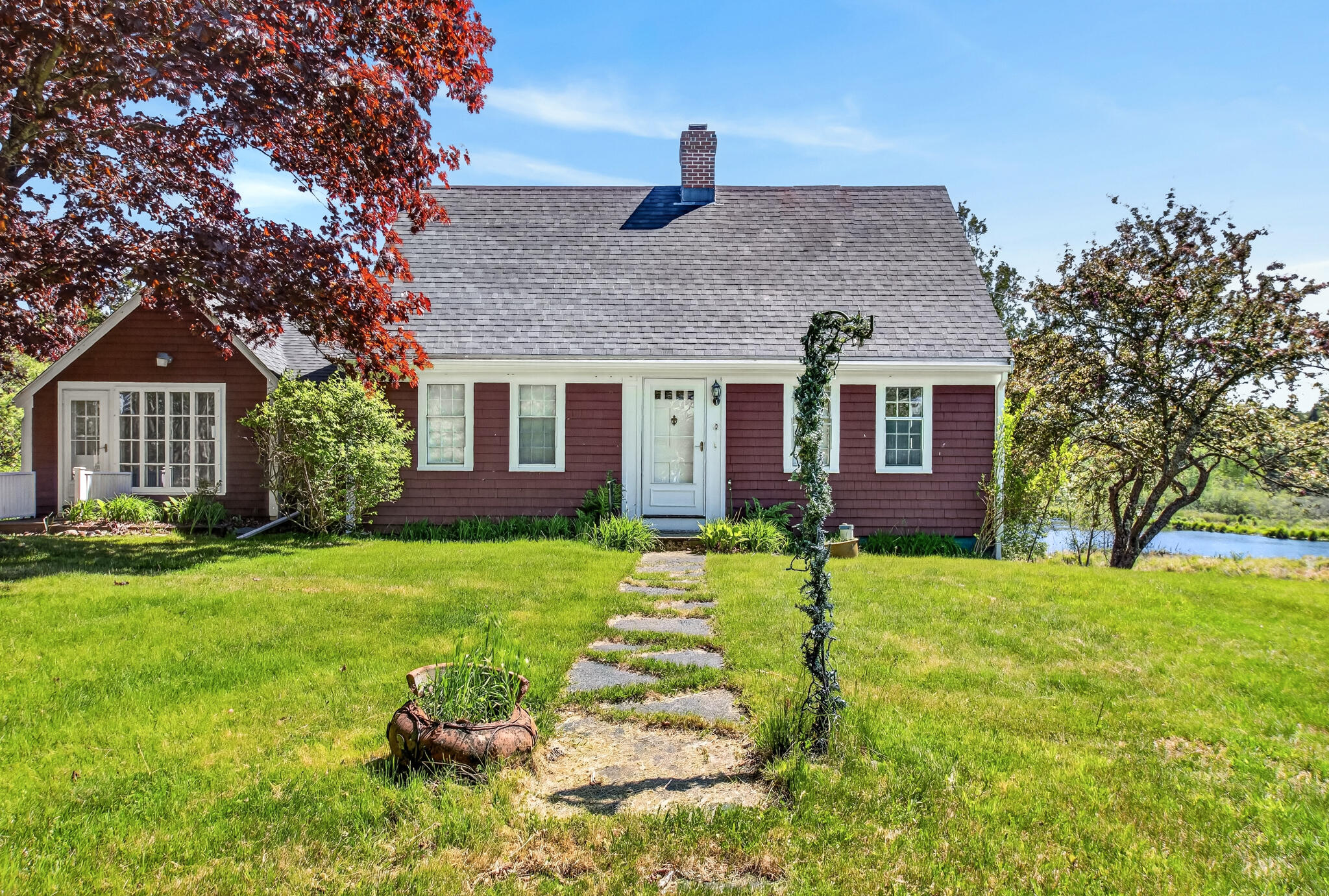 366 Mooseneck Road Property Photo 3