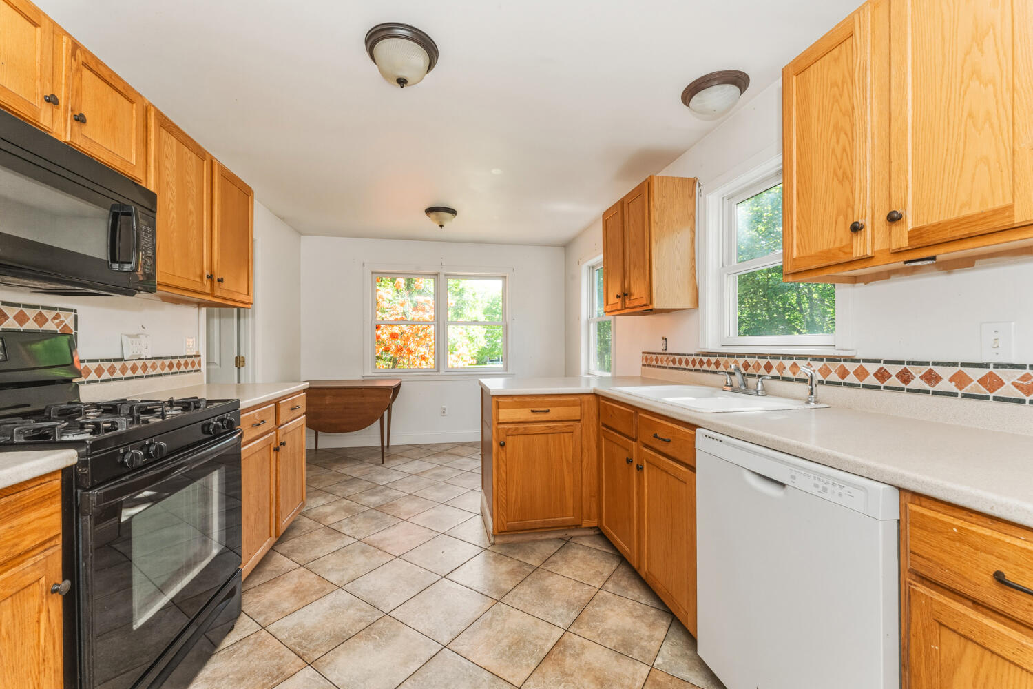 32 Alton Avenue Property Photo 6