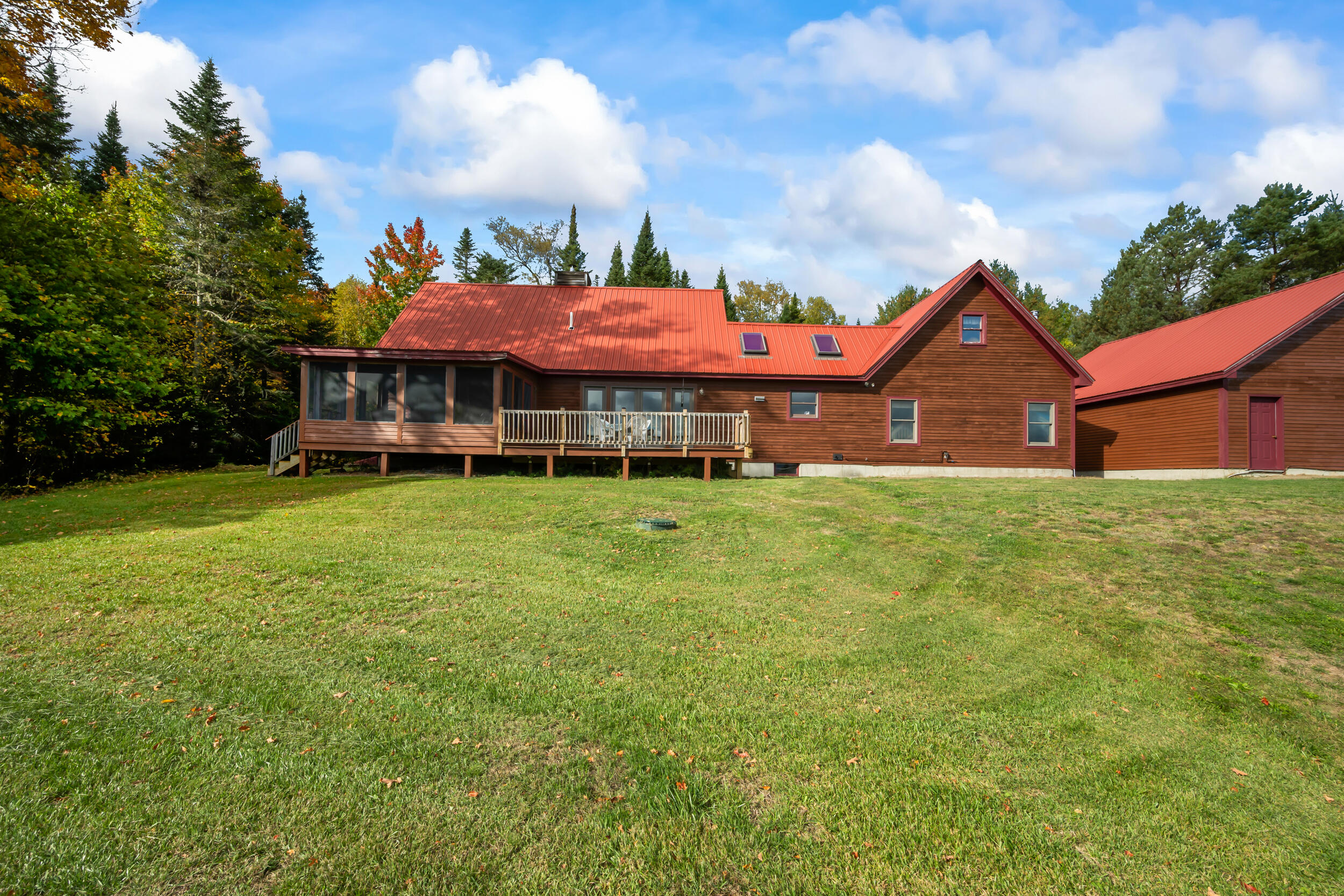 577 Loon Lake Road Property Photo 7