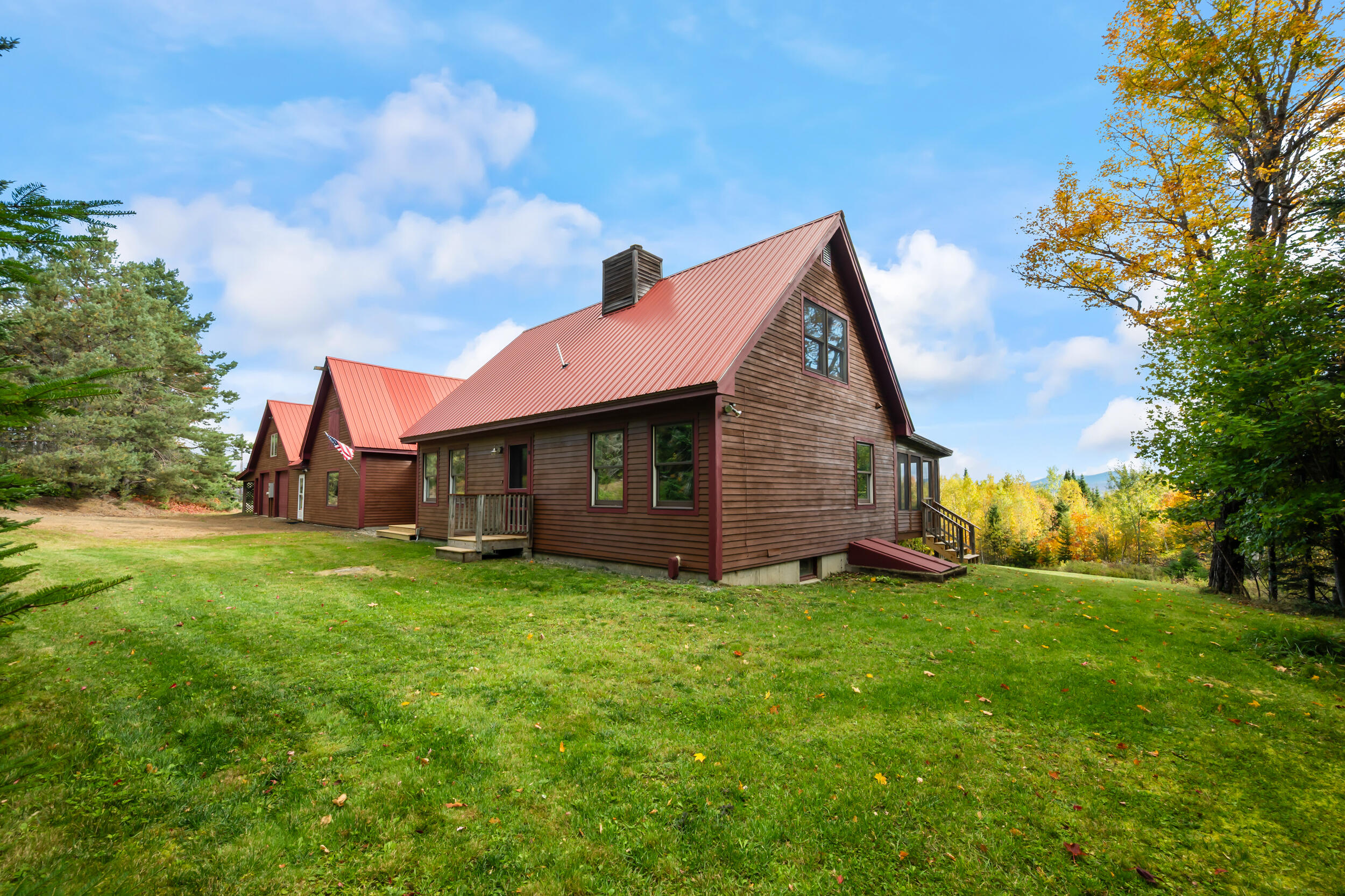 577 Loon Lake Road Property Photo 8