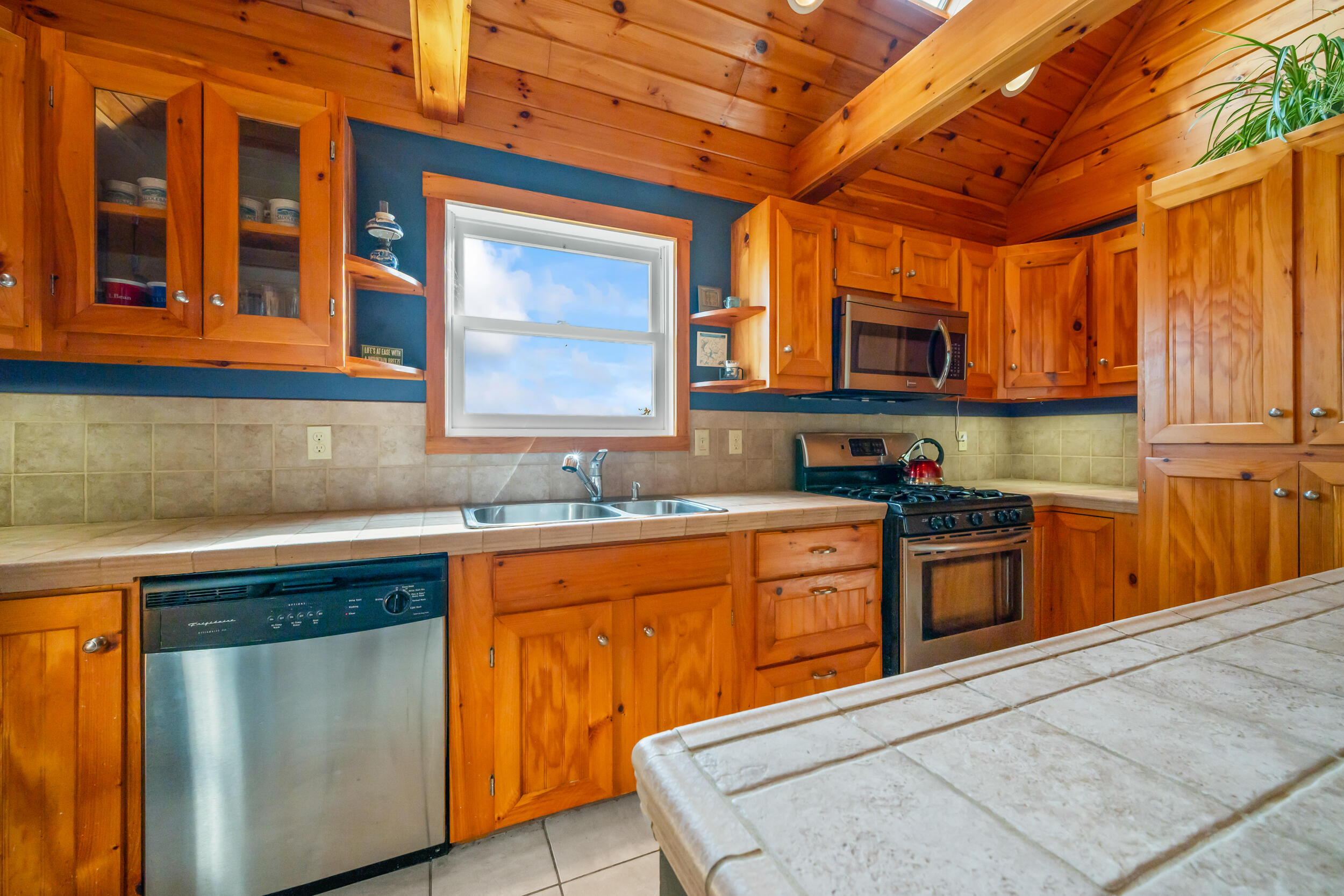 577 Loon Lake Road Property Photo 20