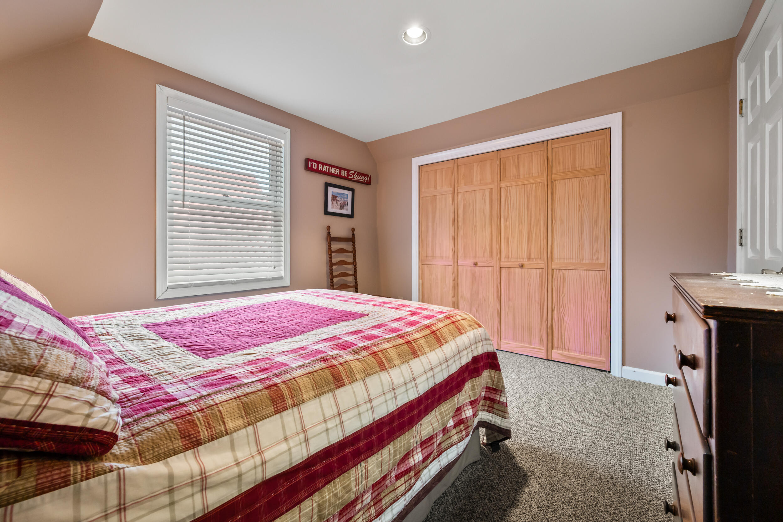 577 Loon Lake Road Property Photo 45