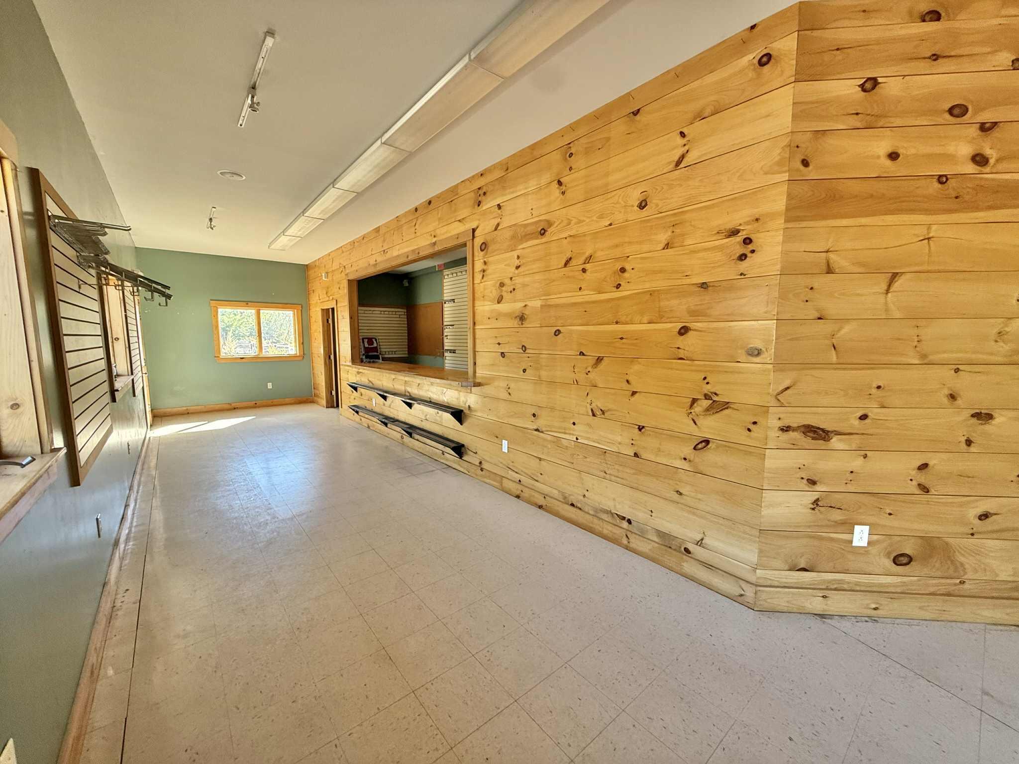 7 Springbrook Road Property Photo 4