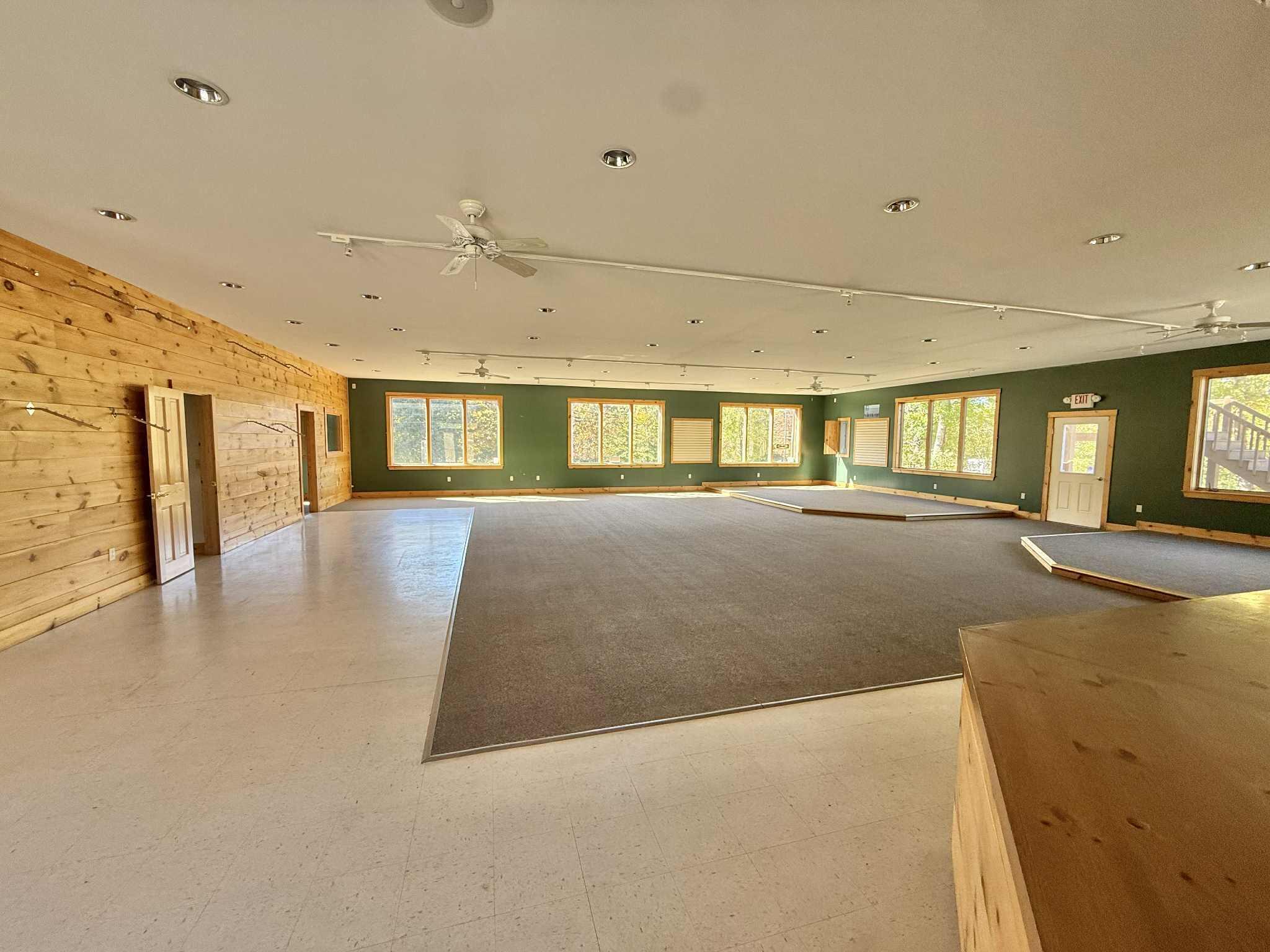 7 Springbrook Road Property Photo 6