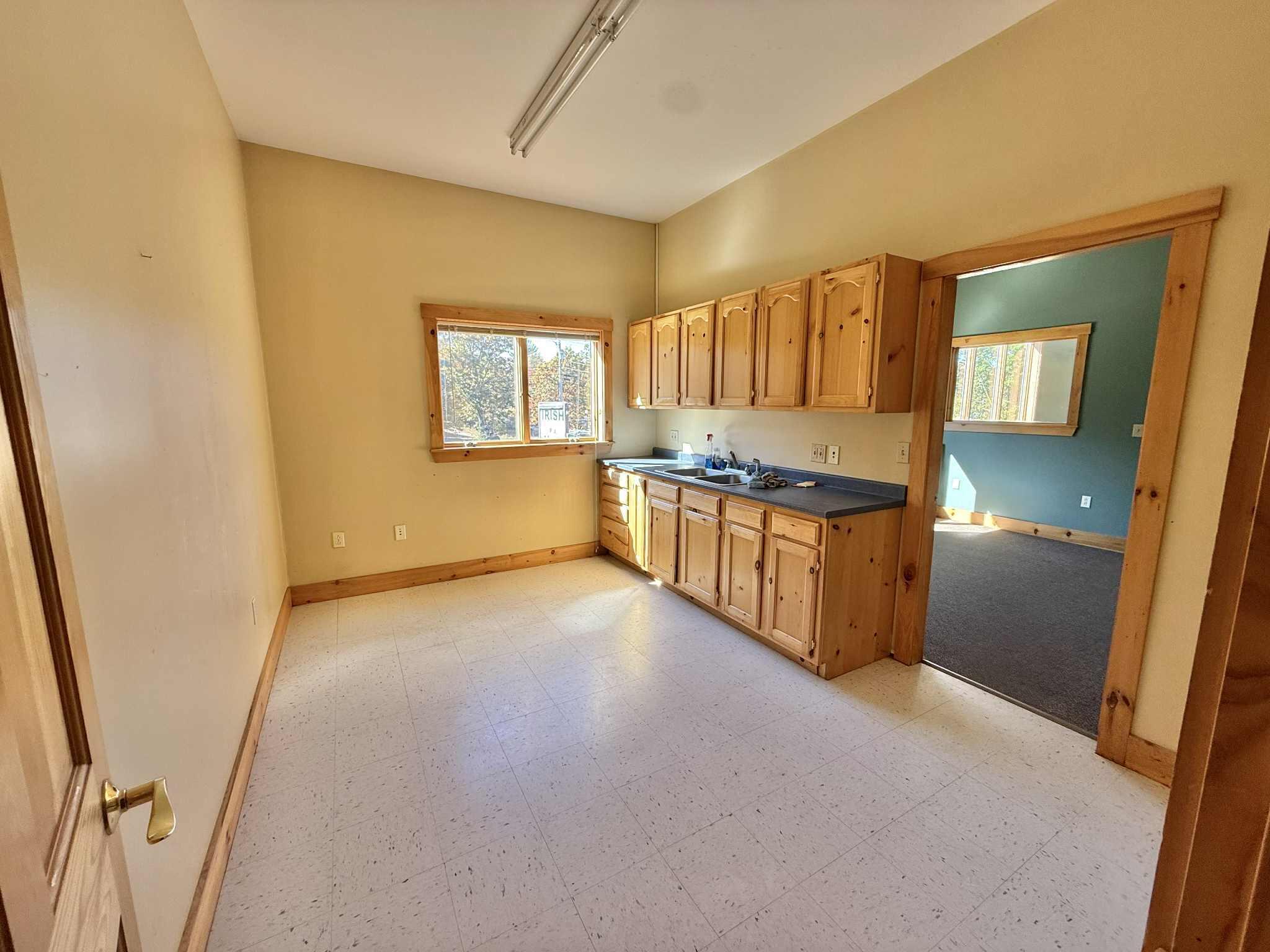 7 Springbrook Road Property Photo 11