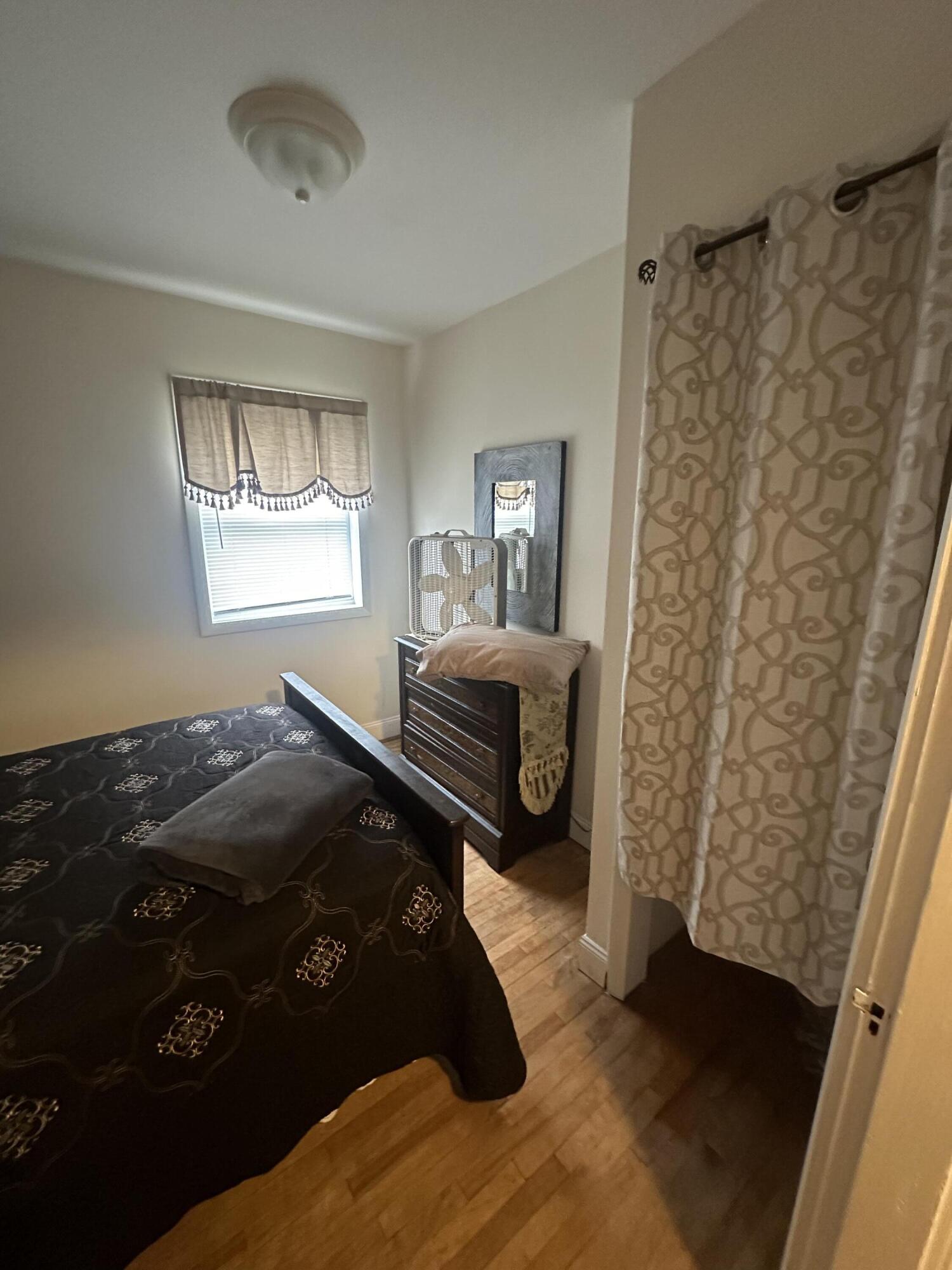 9 Maple Street Property Photo 22