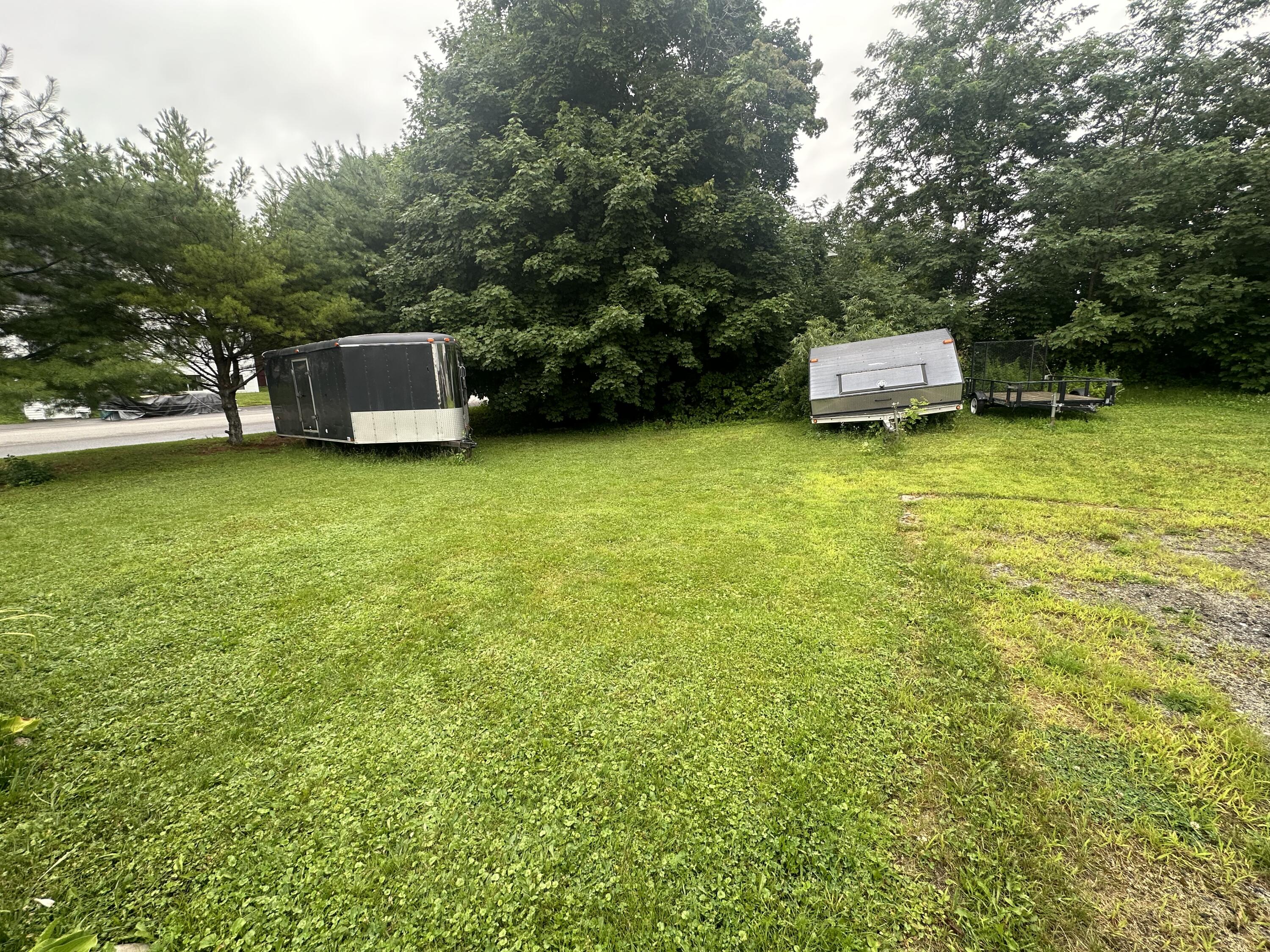 9 Maple Street Property Photo 27