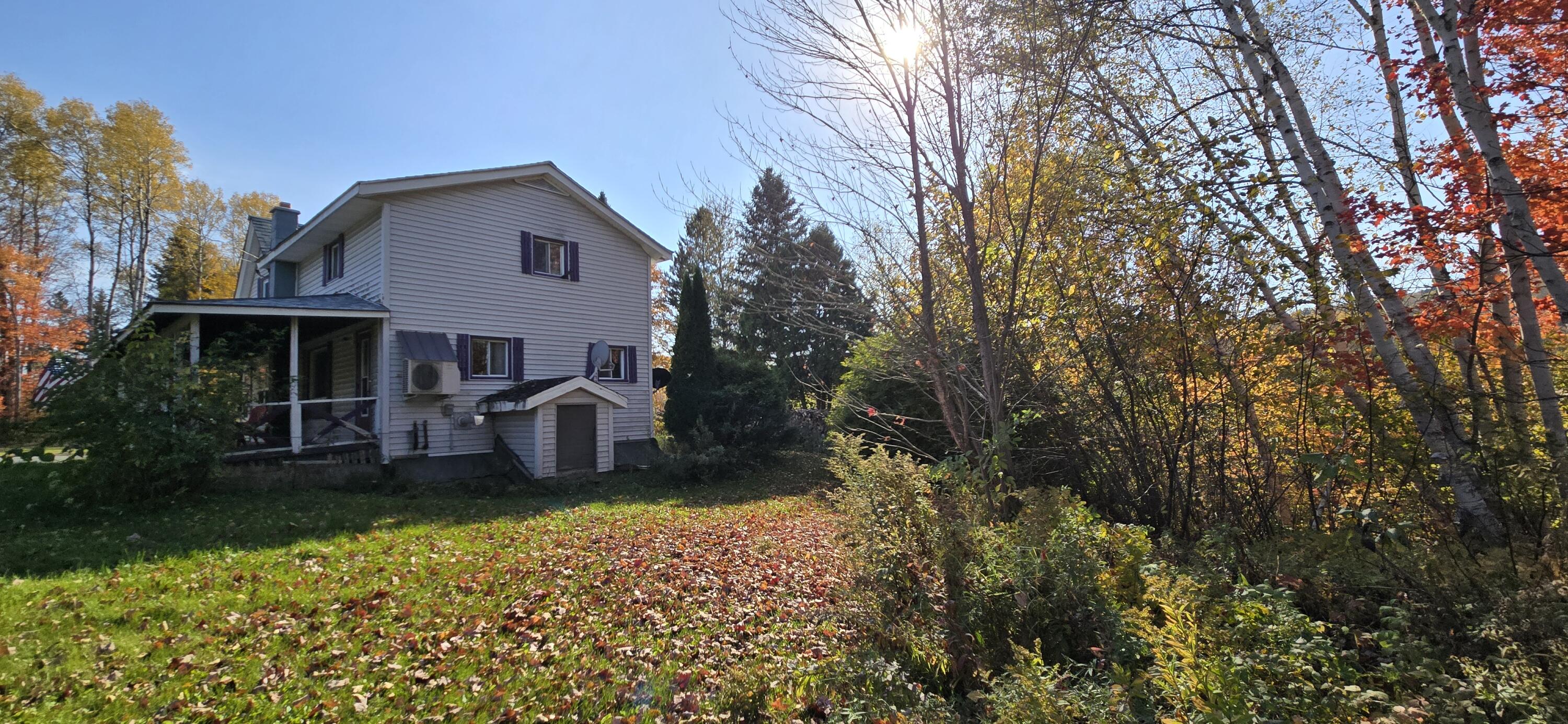 1537 Main Street Property Photo 4