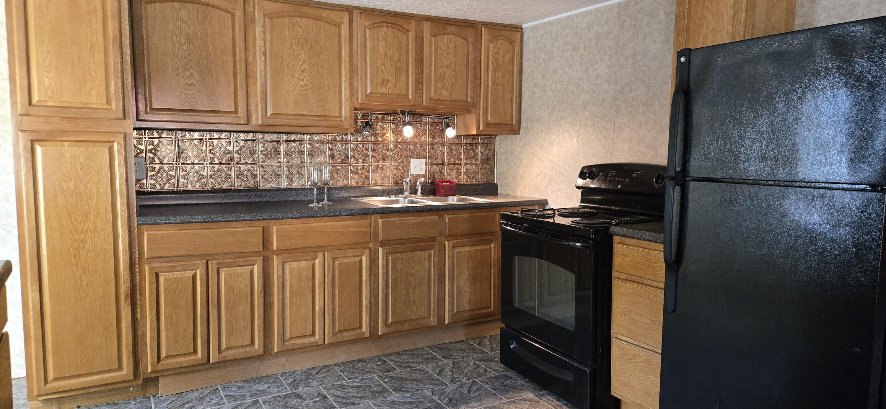 1537 Main Street Property Photo 11