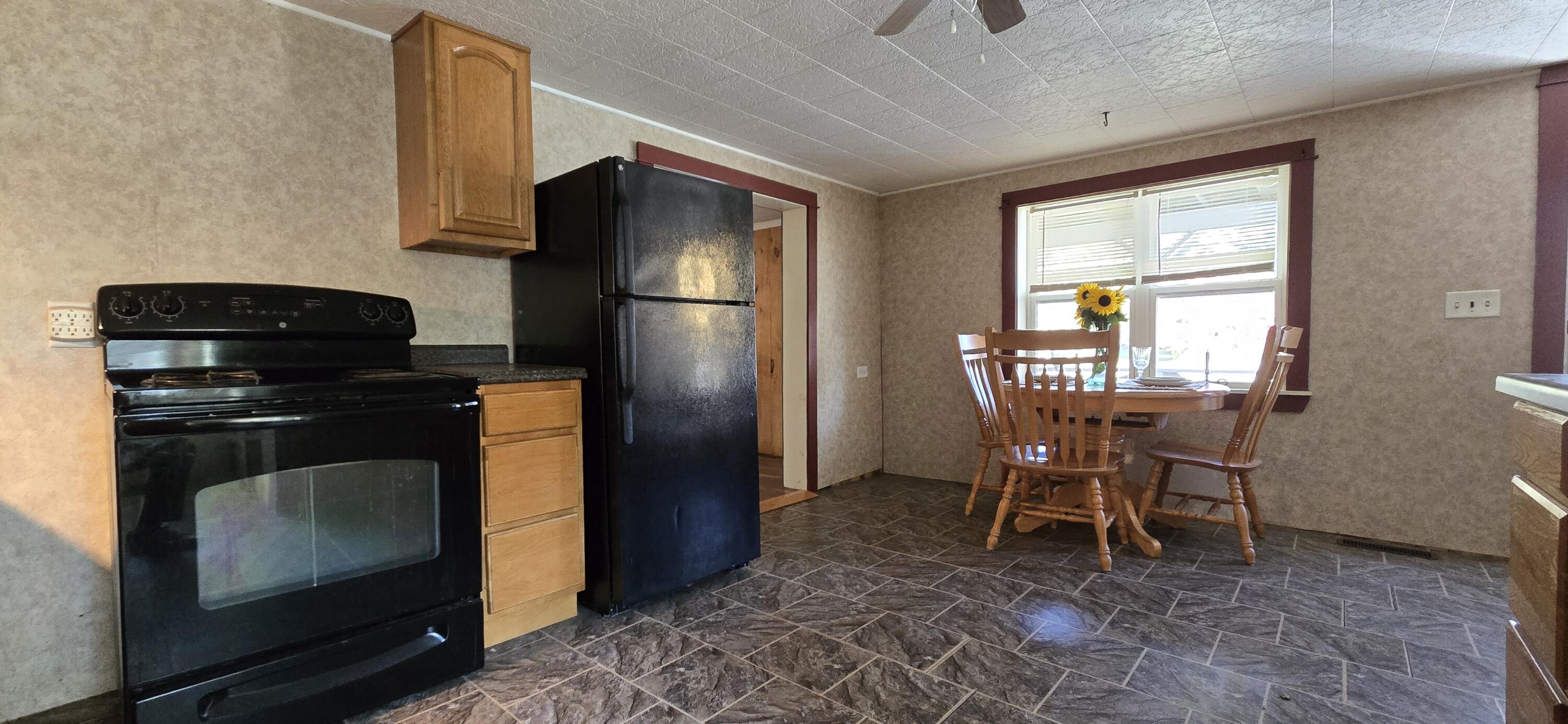1537 Main Street Property Photo 13