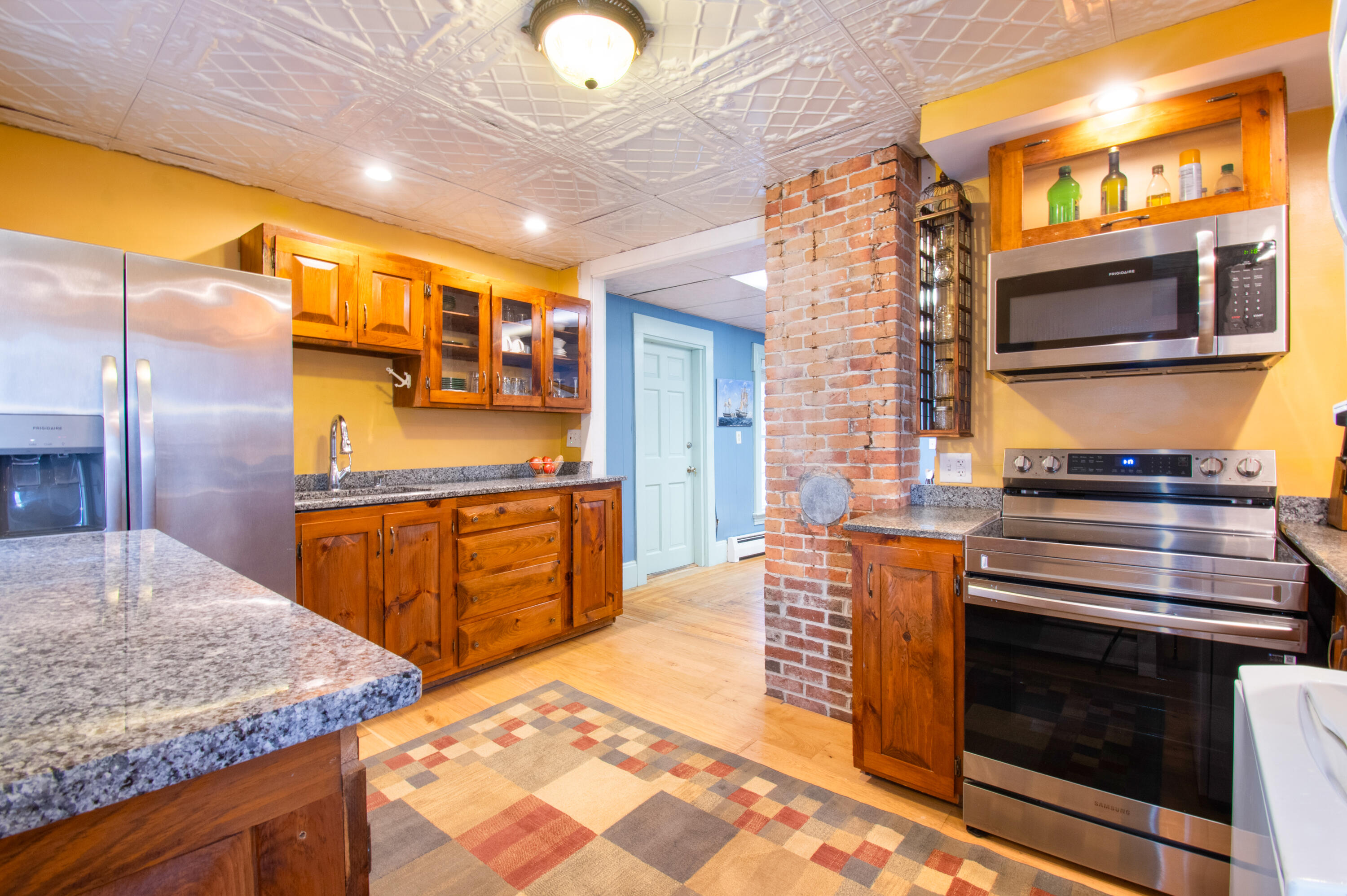 53 Commercial Street Property Photo 7