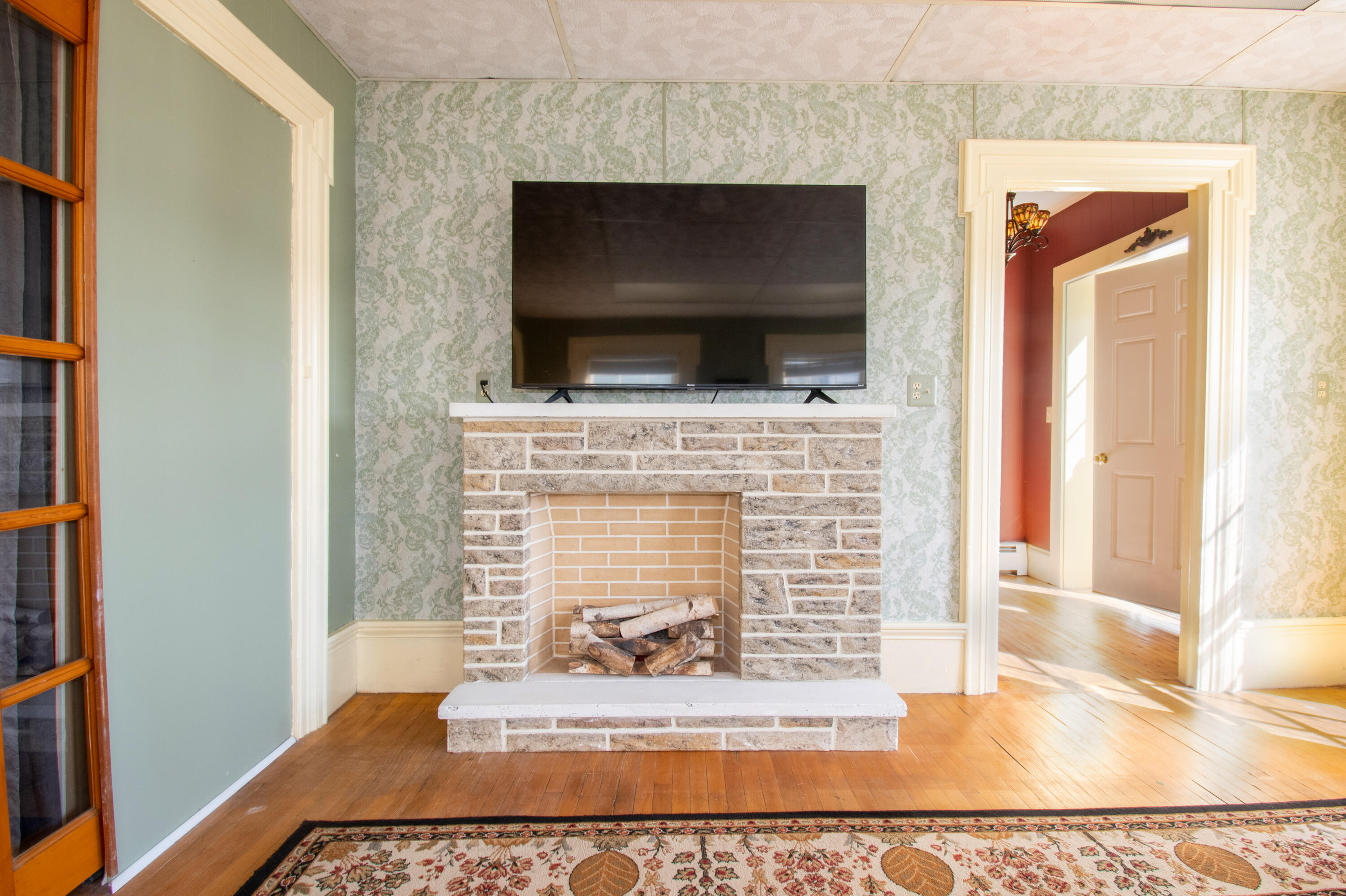 53 Commercial Street Property Photo 9