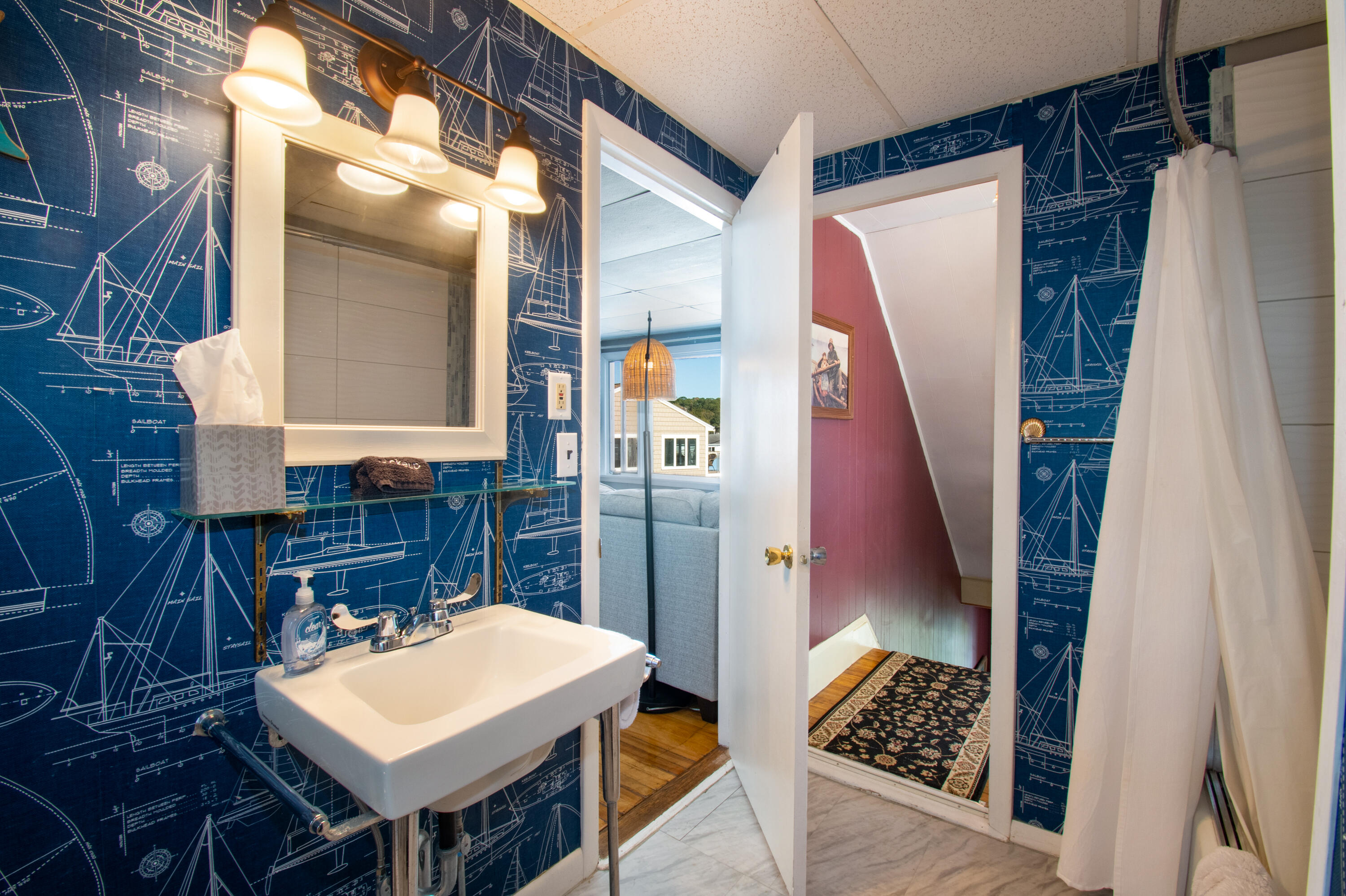 53 Commercial Street Property Photo 32