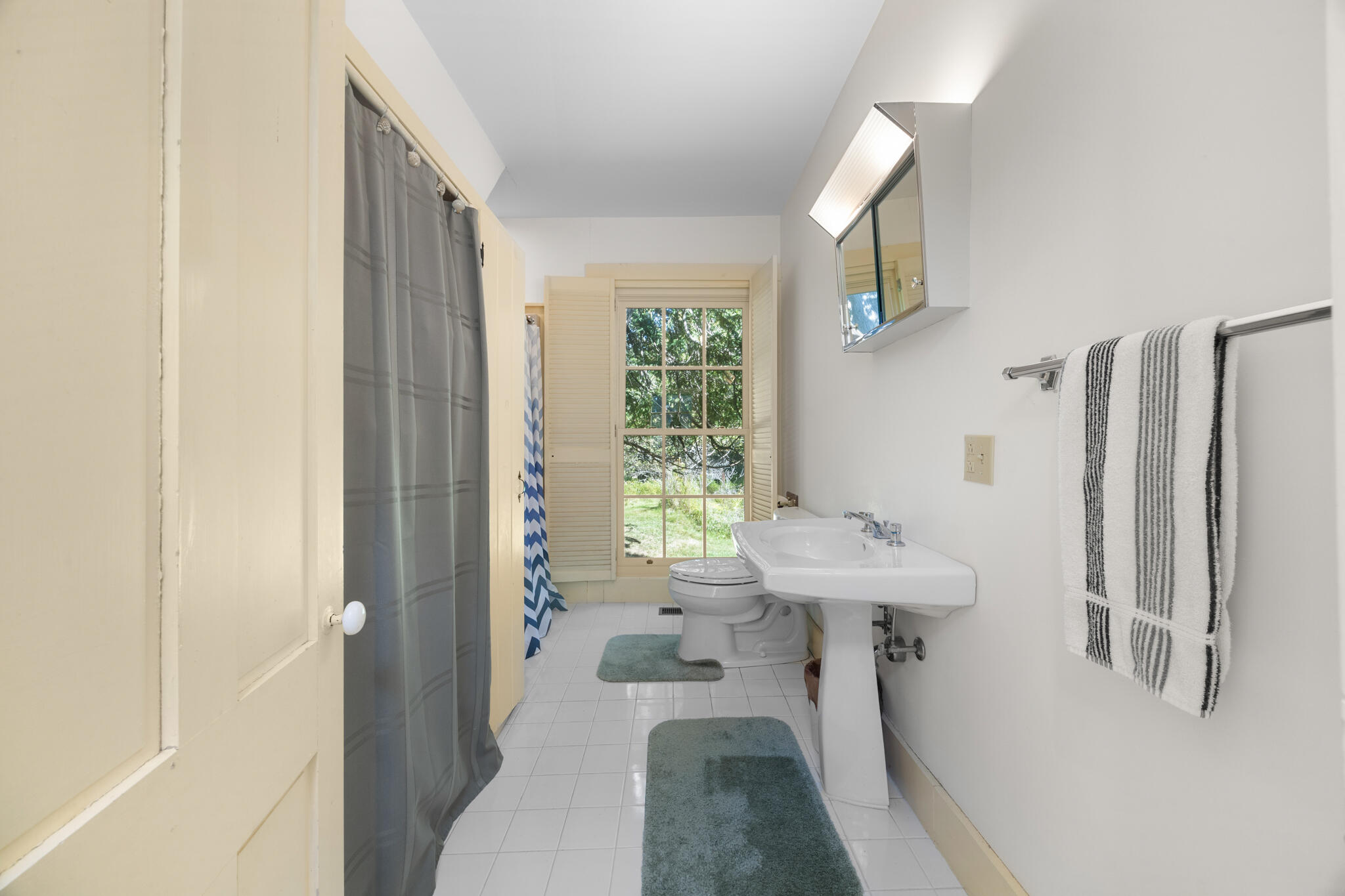 12 Victoria Lane Property Photo 35