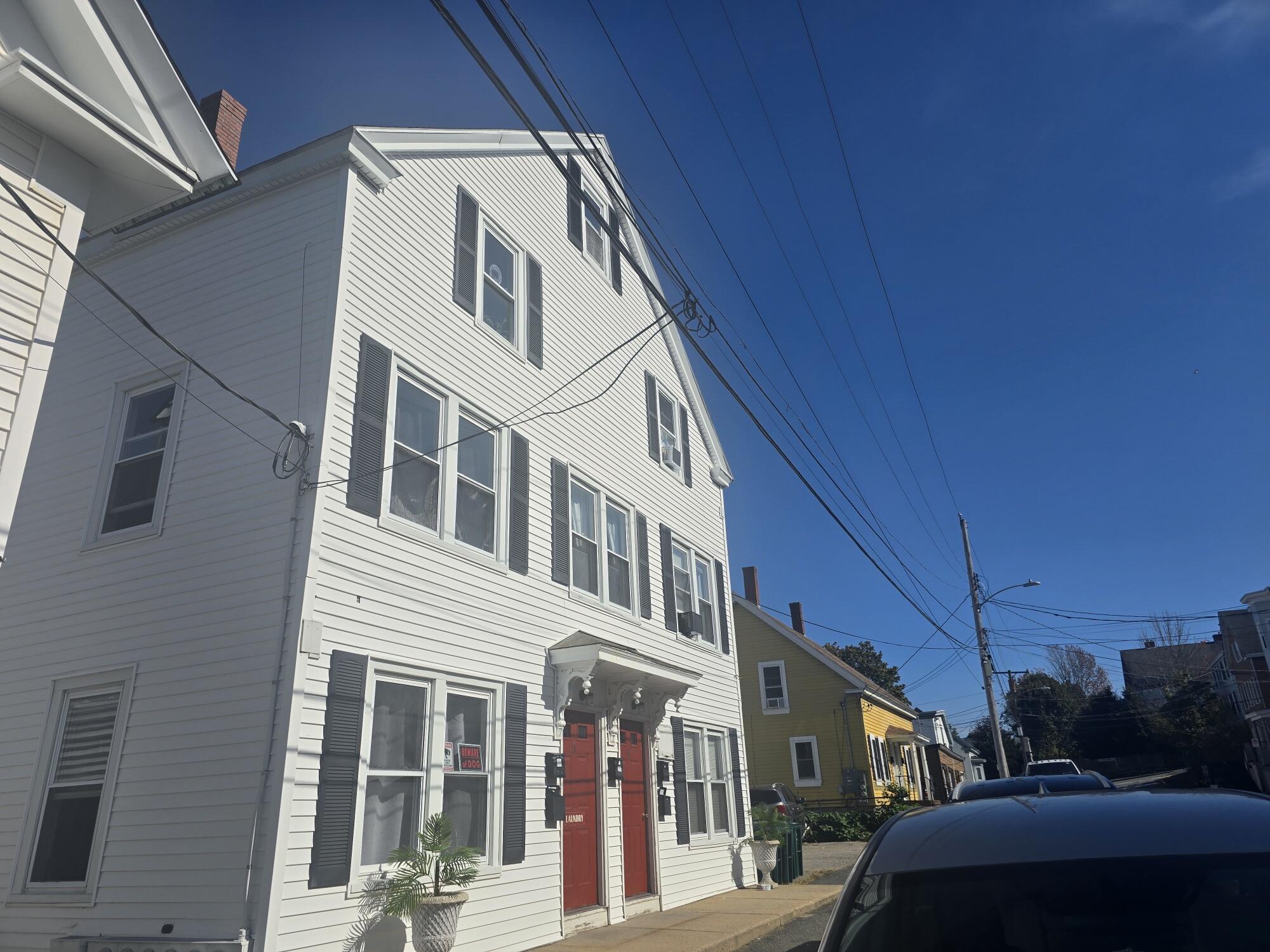 11 King Street Property Photo 4