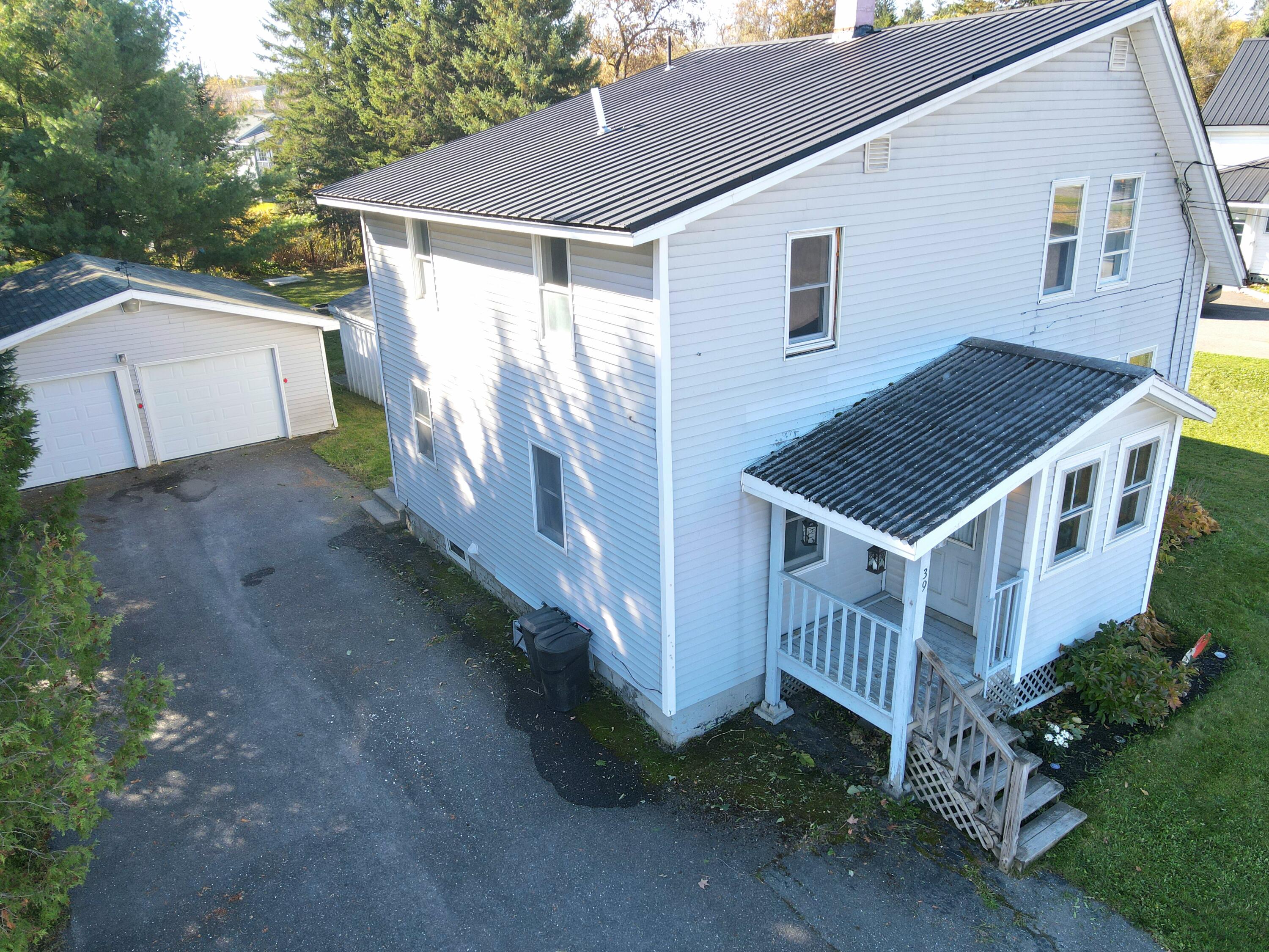 39 Washington Street Property Photo 3