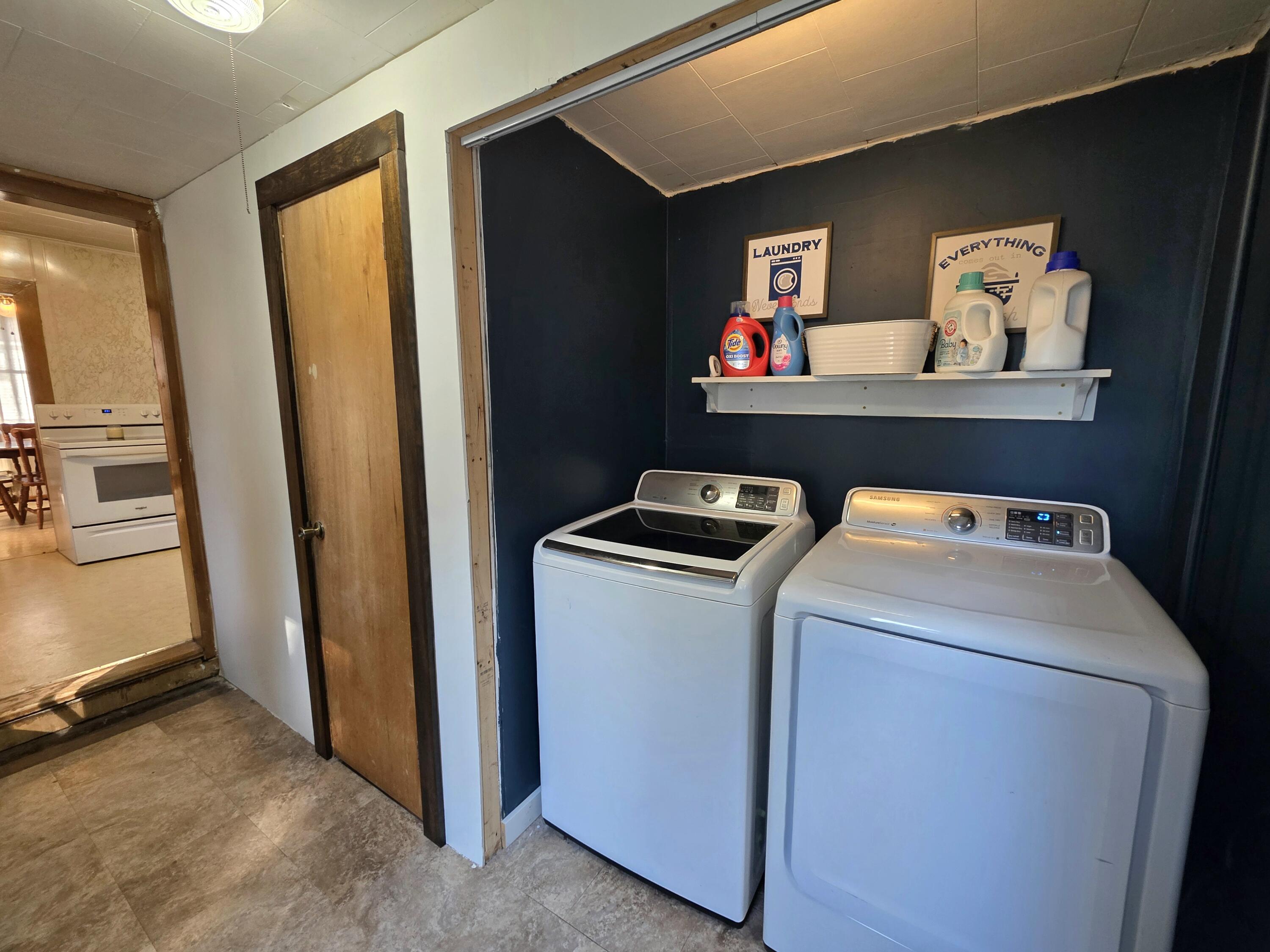 39 Washington Street Property Photo 16