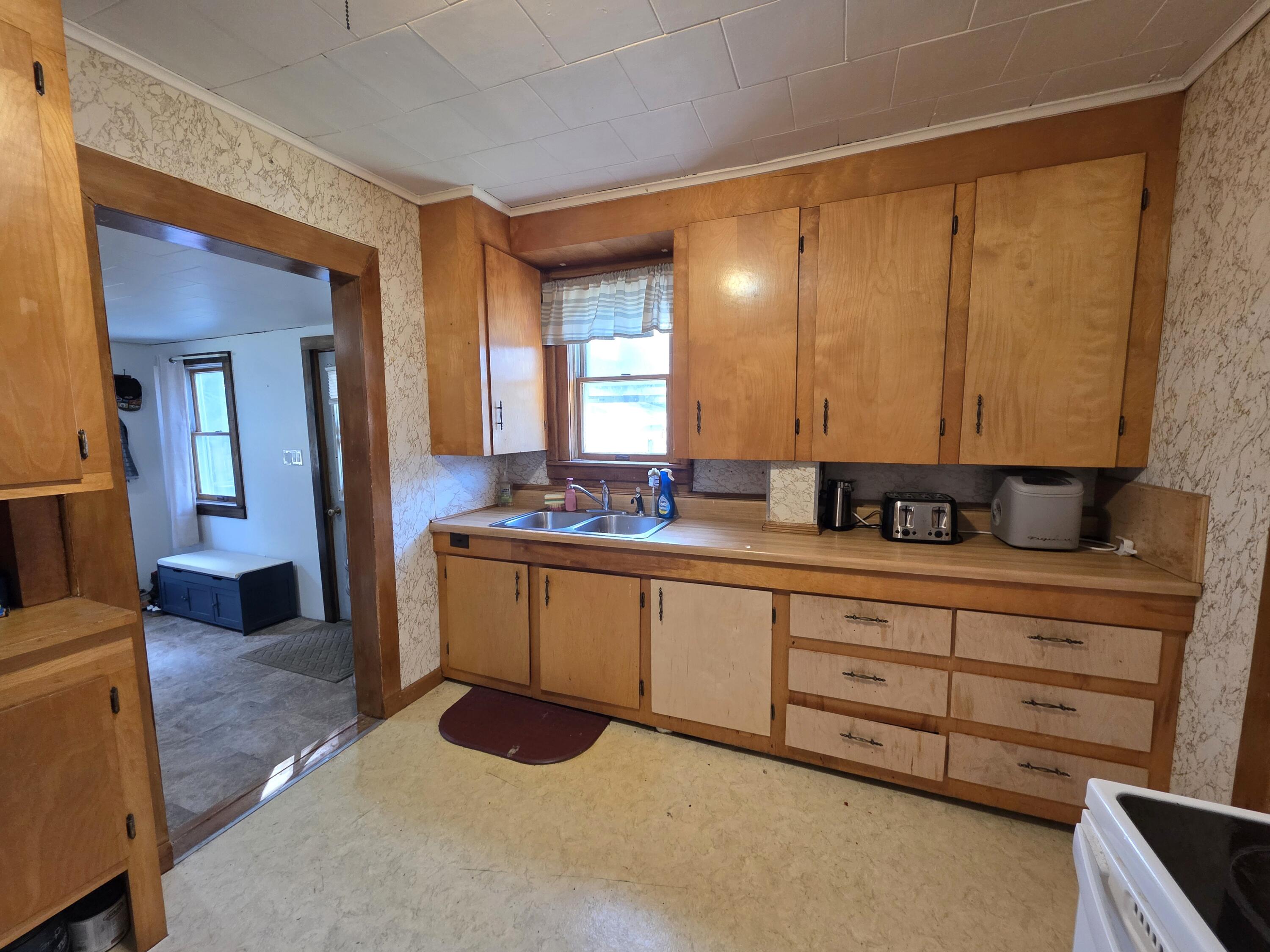 39 Washington Street Property Photo 19