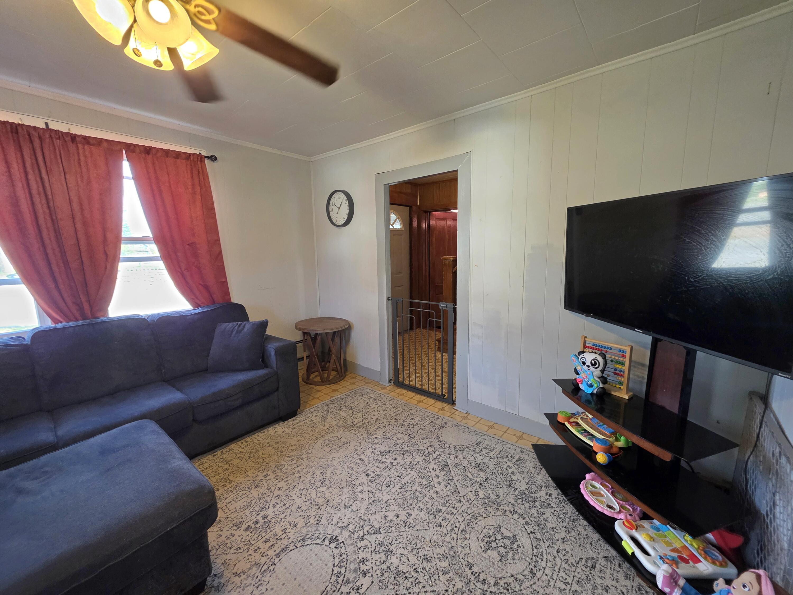 39 Washington Street Property Photo 23