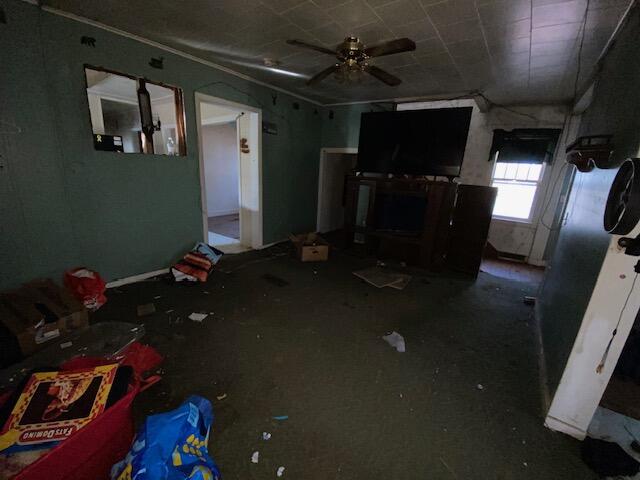 392 Old Washburn Road Property Photo 11