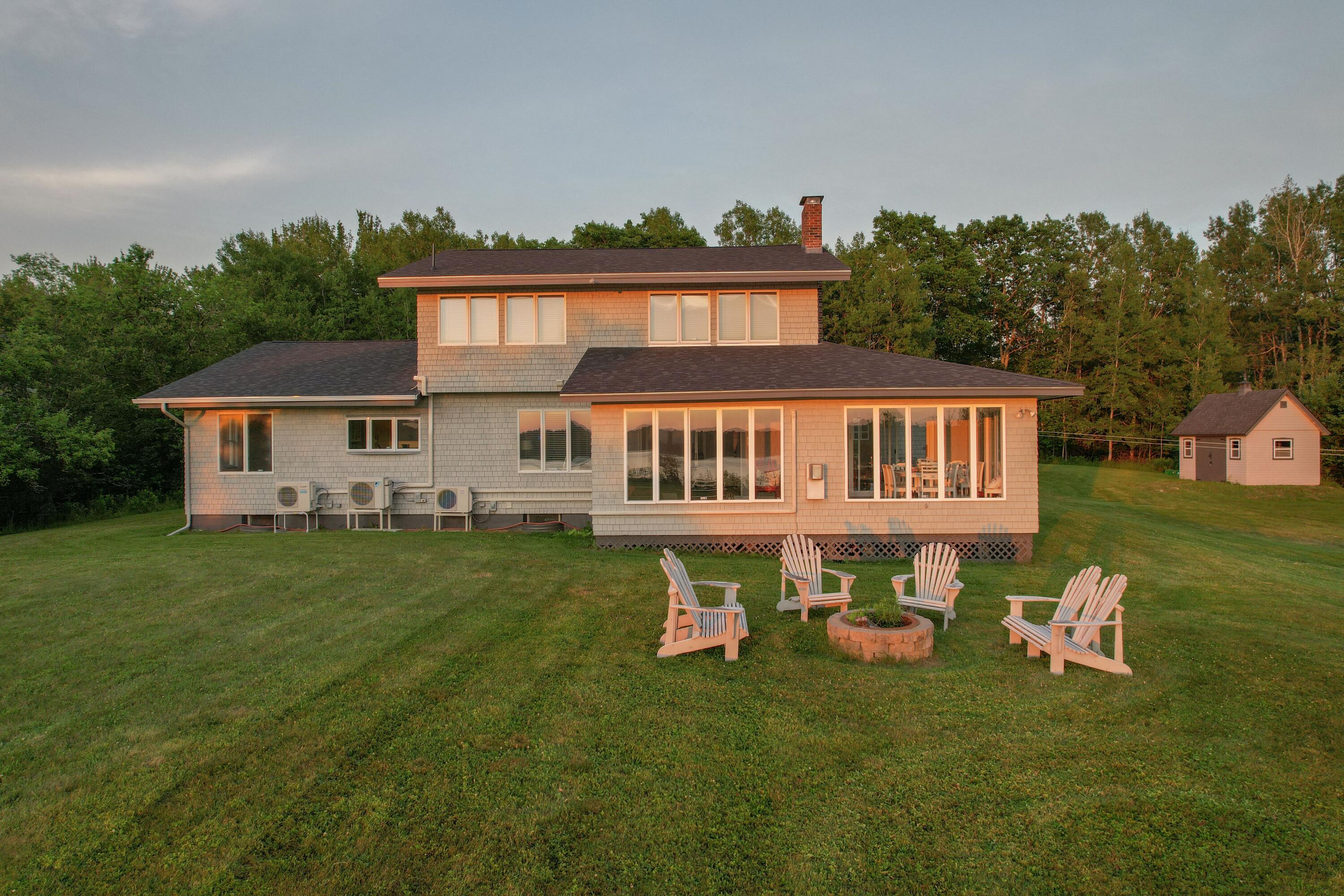 561 Bayside Road Property Photo 4