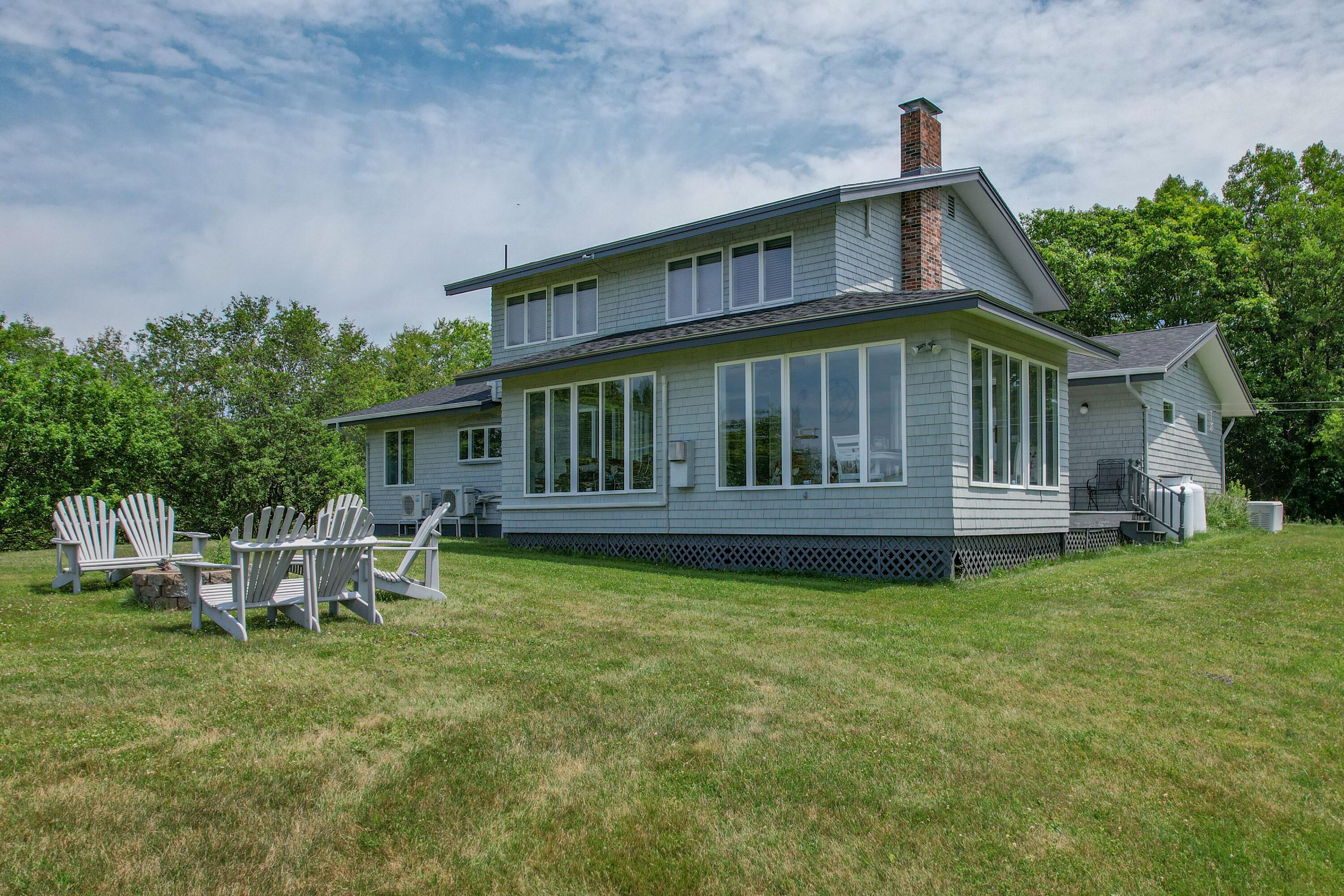 561 Bayside Road Property Photo 12