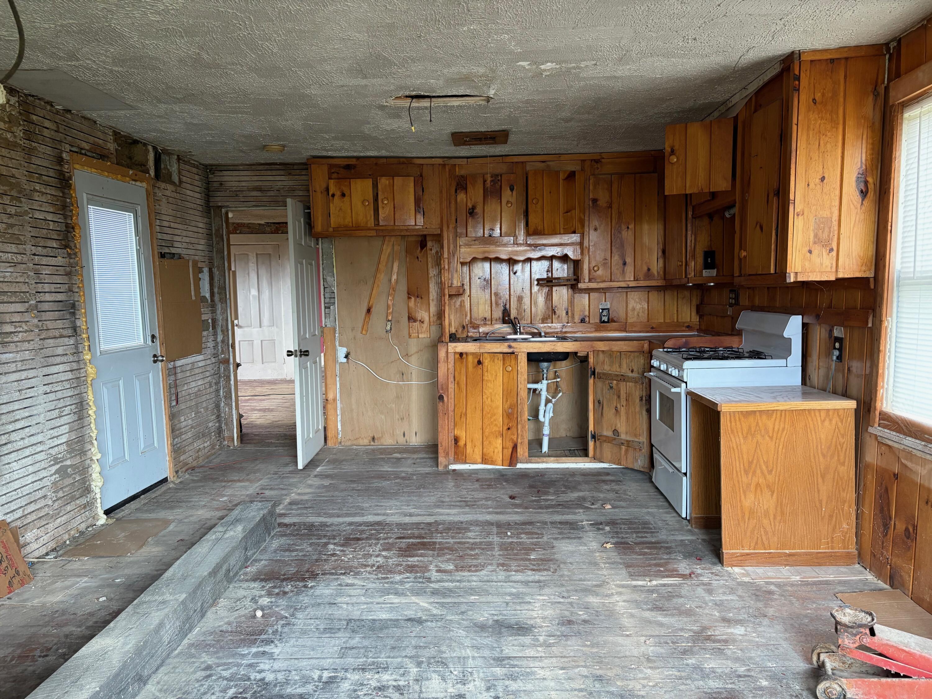 360 Cushing Road Property Photo 29