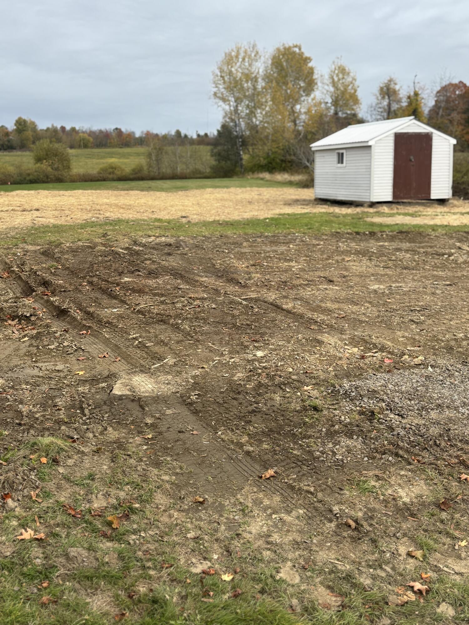 82 Back Road Property Photo 3